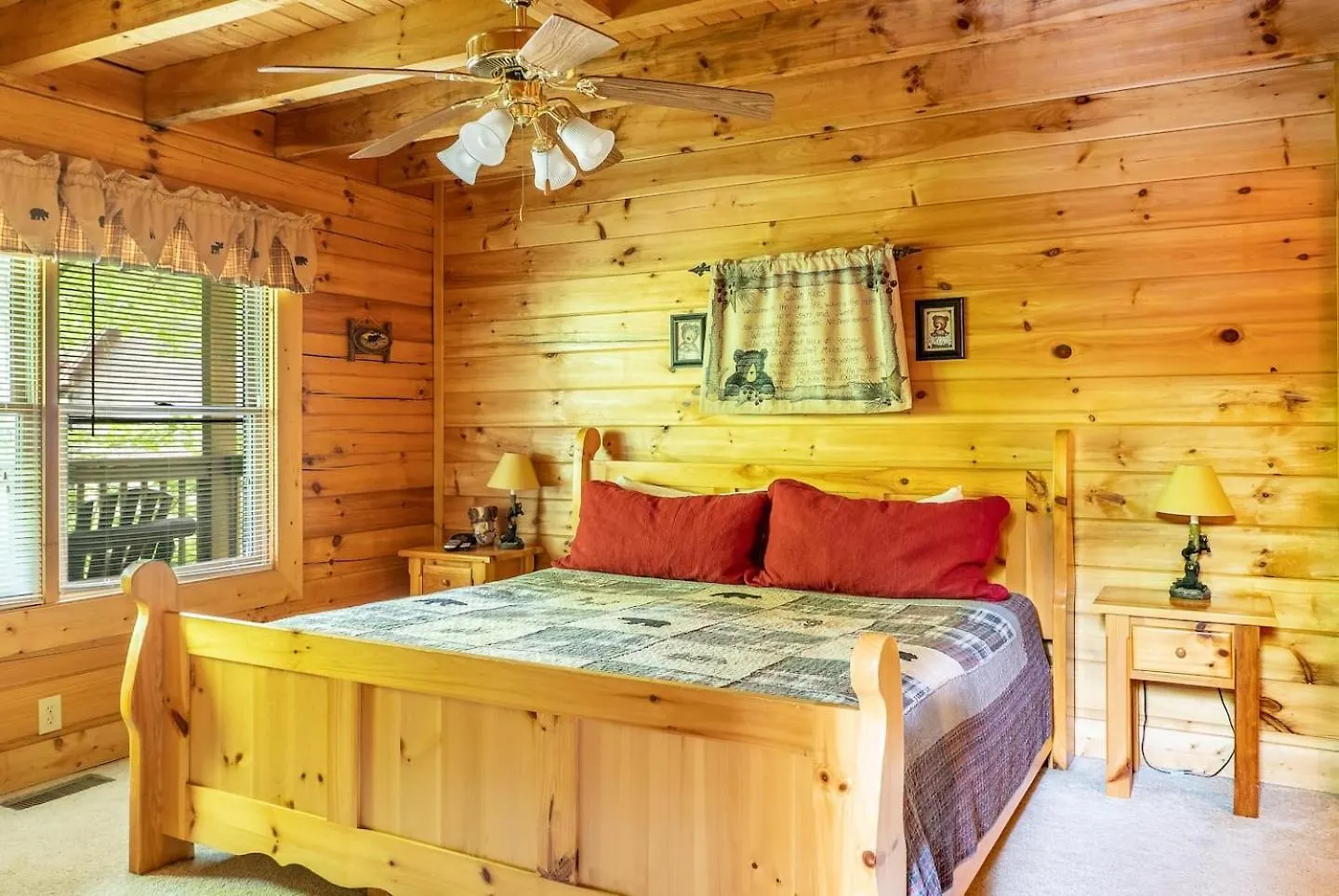 Holiday home Eagles Ridge Retreat Hot Tub & Peaceful Views