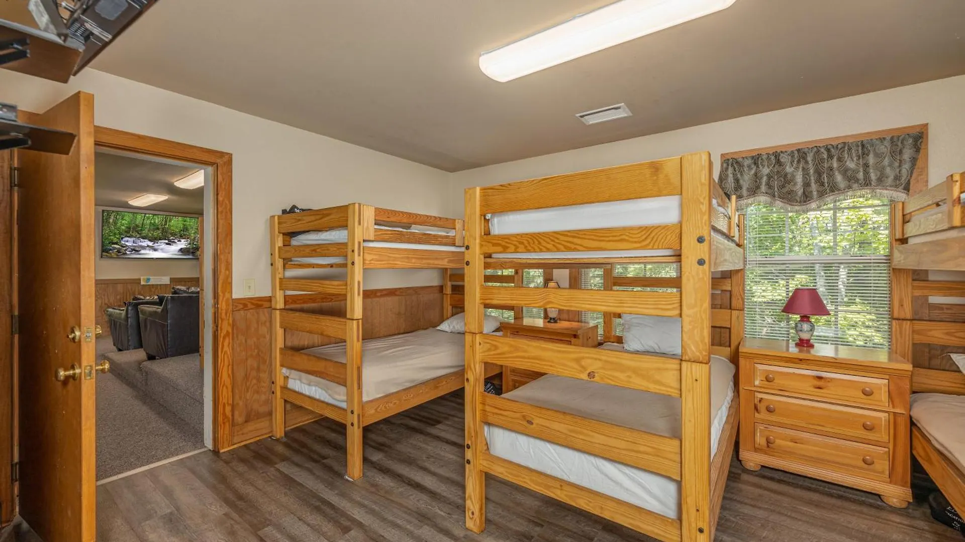 Chalet Magnolia Place By Eden Crest Pigeon Forge