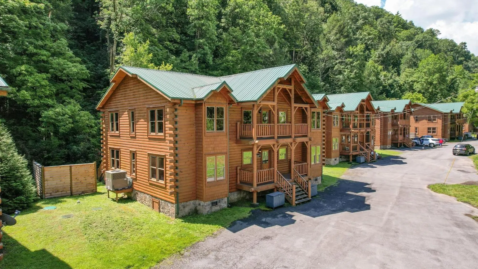 Casa de Férias Brookshore By Avantstay Relaxing Backyard Creek 10mins From Pigeon Forge
