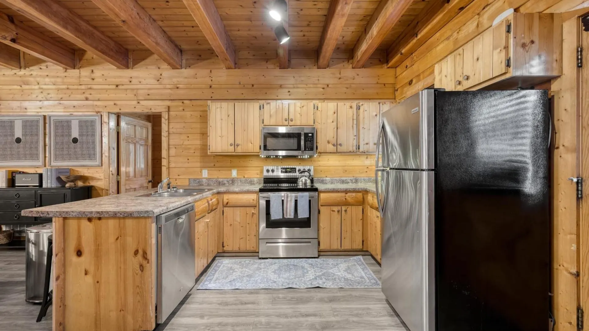 Casa de Férias Brookshore By Avantstay Relaxing Backyard Creek 10mins From Pigeon Forge
