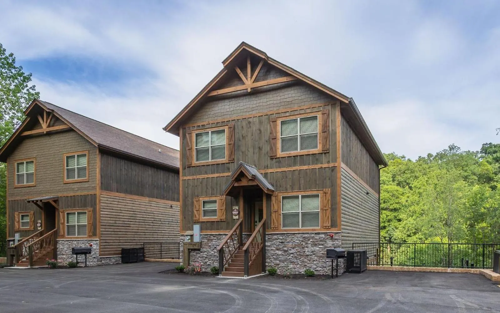 Villa Friendly Bear Plunge Pigeon Forge