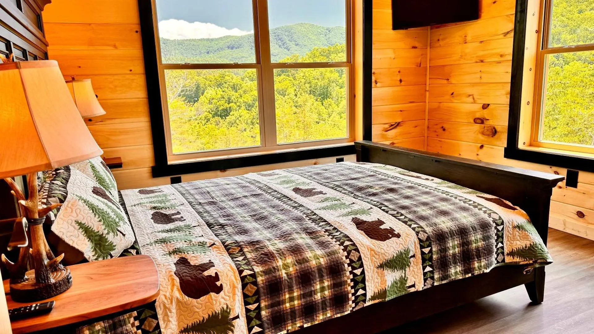 Smoky - Mountain Hideaway Pigeon Forge