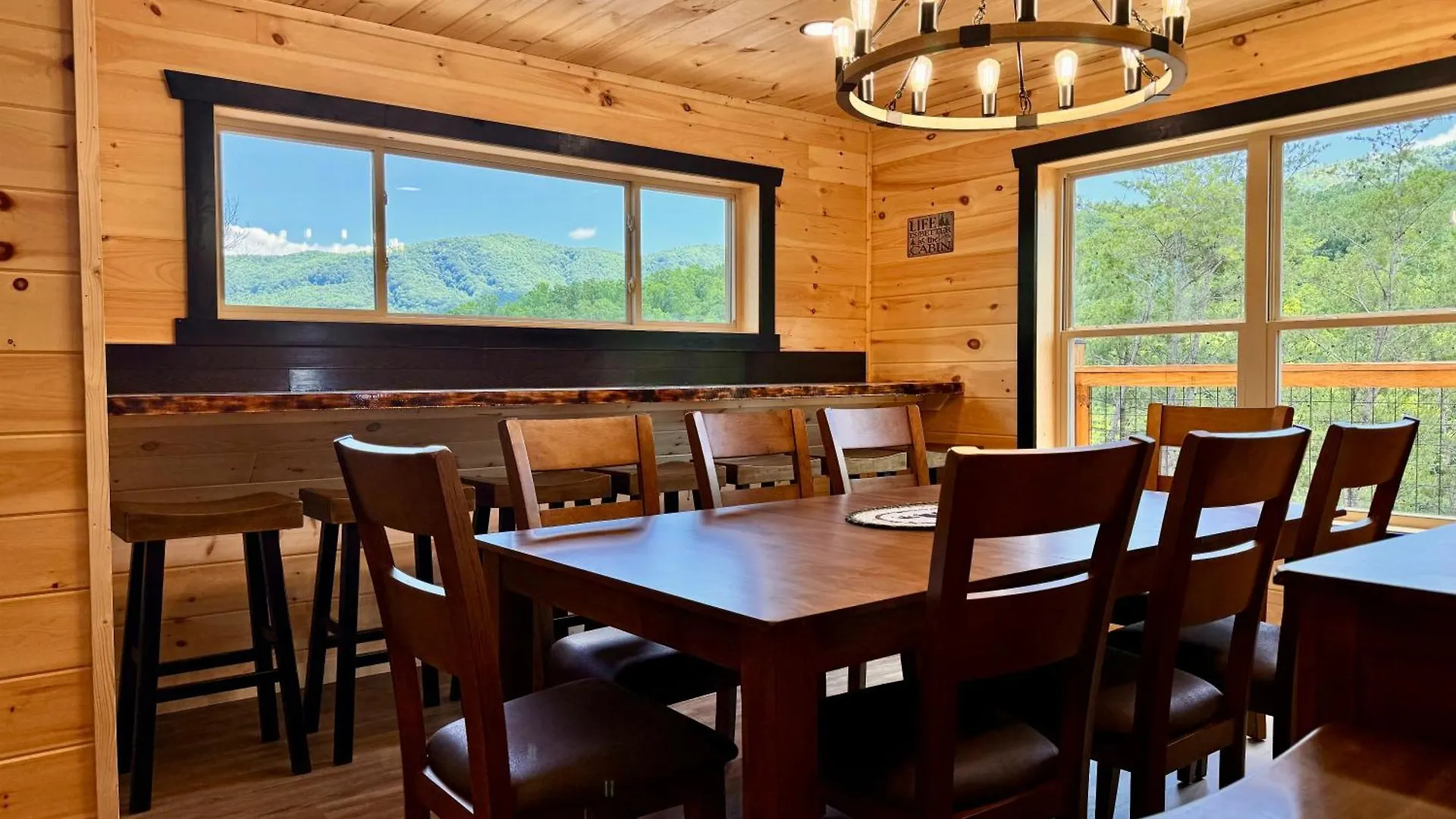 Smoky - Mountain Hideaway * Pigeon Forge