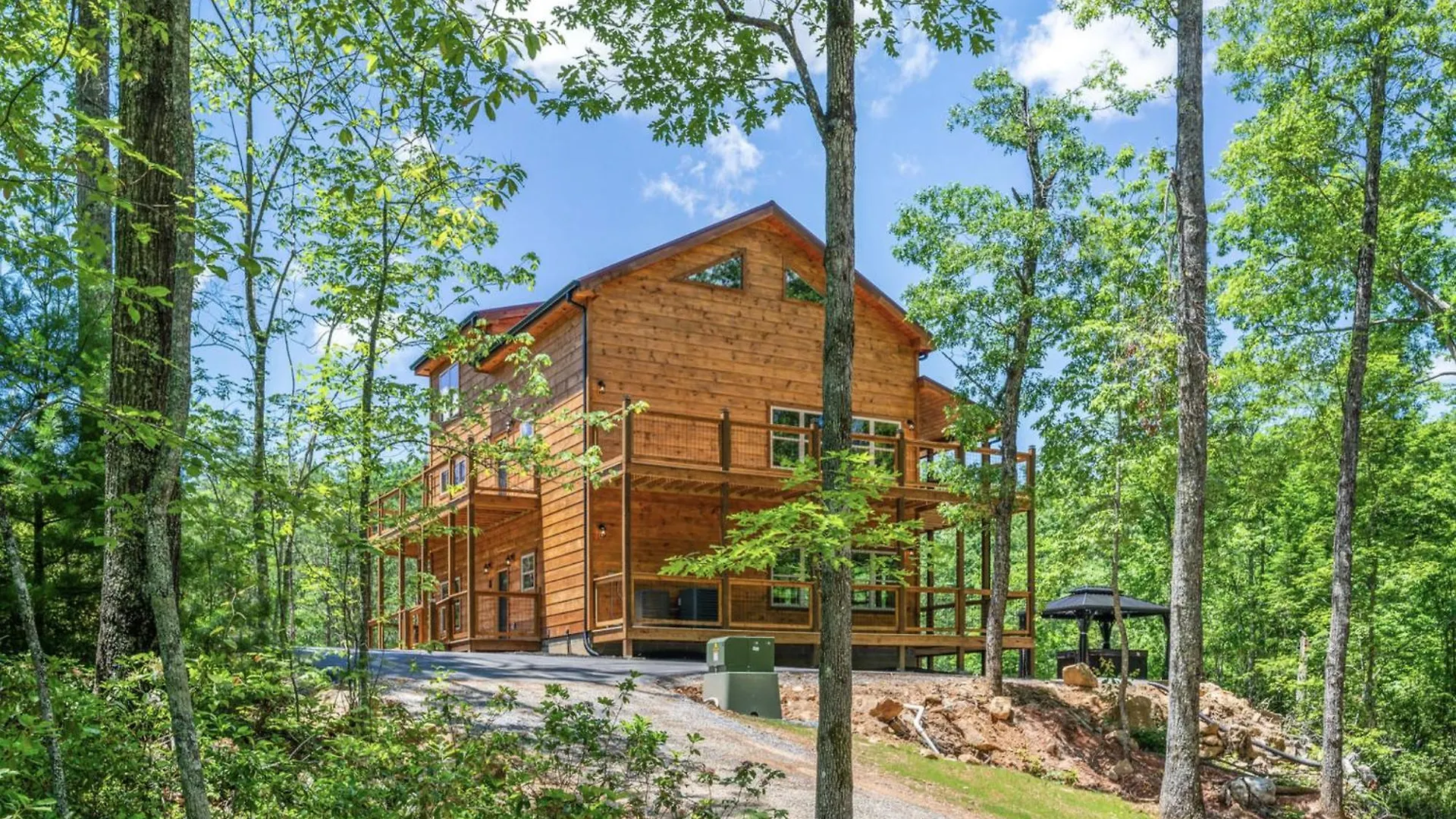 Smoky - Mountain Hideaway Apartment