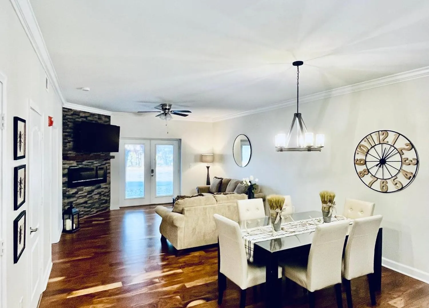 Main Level 1 Bedroom Condo- Mountain View *