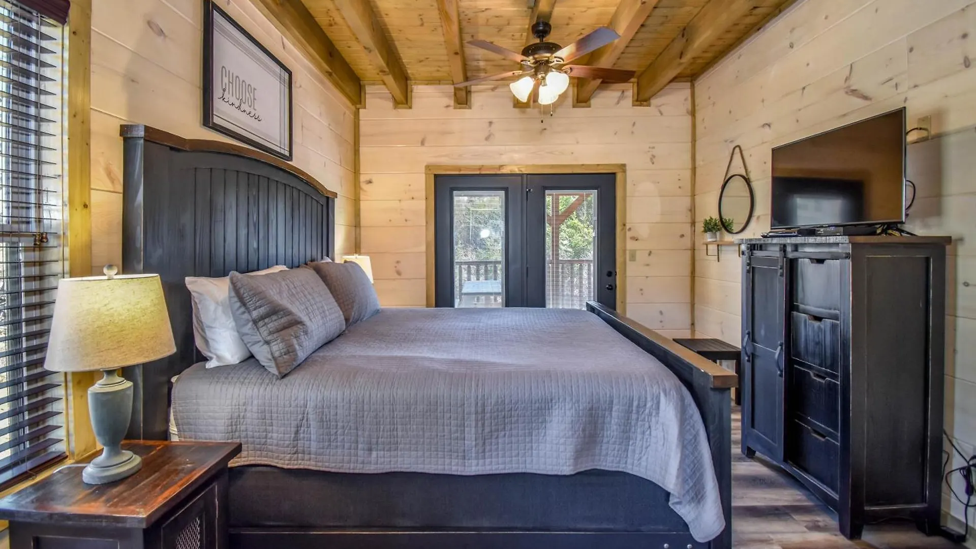 Holiday home Luxury 4-br Near Parkway And Dollywood With Game And Hot Tub