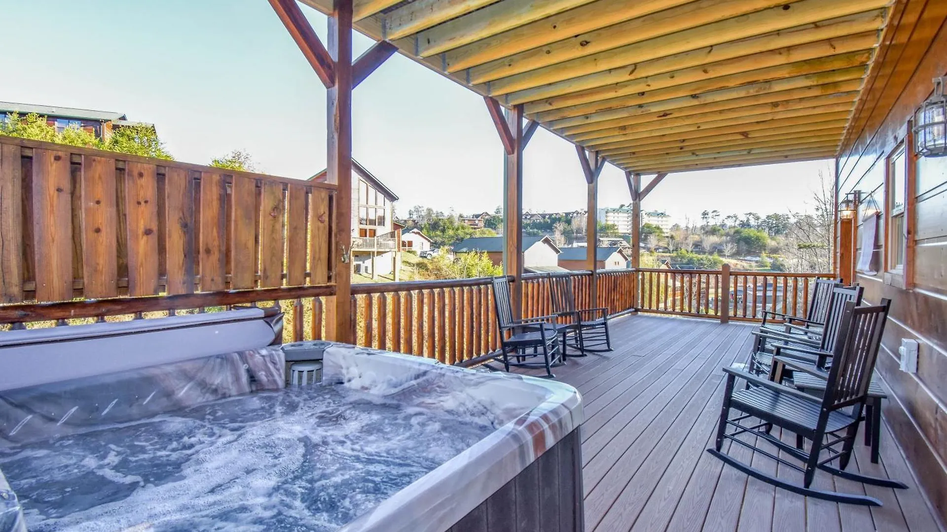 Holiday home Luxury 4-br Near Parkway And Dollywood With Game And Hot Tub Pigeon Forge