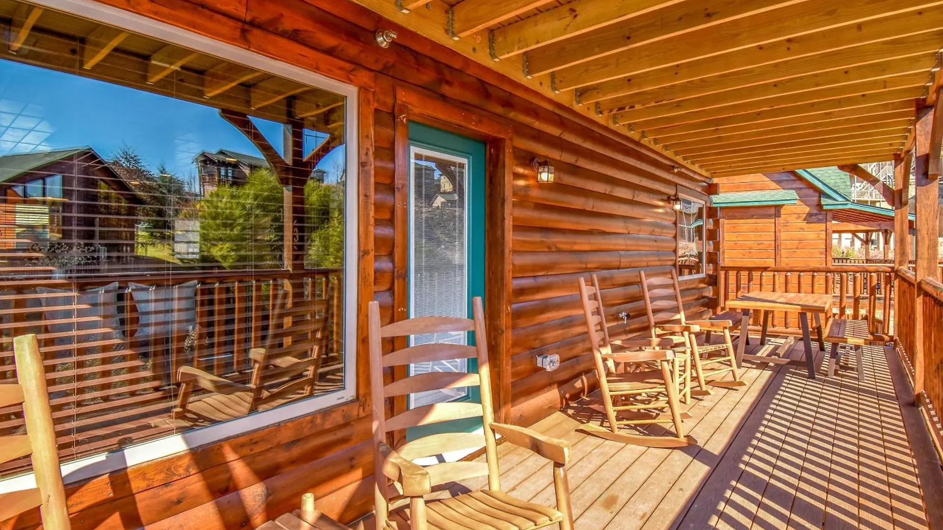 Holiday home Luxury 5-br Near Parkway And Dollywood With Game And Hot Tub