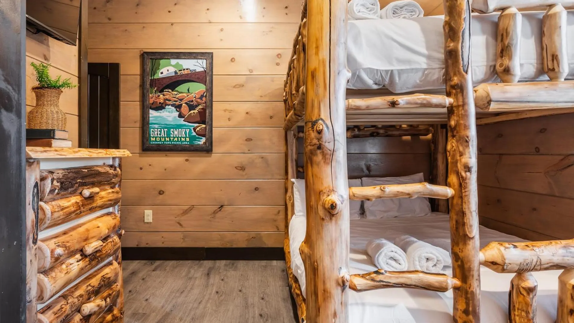Holiday home Elk Pass By Avantstay Luxurious Mountain Estate Pigeon Forge