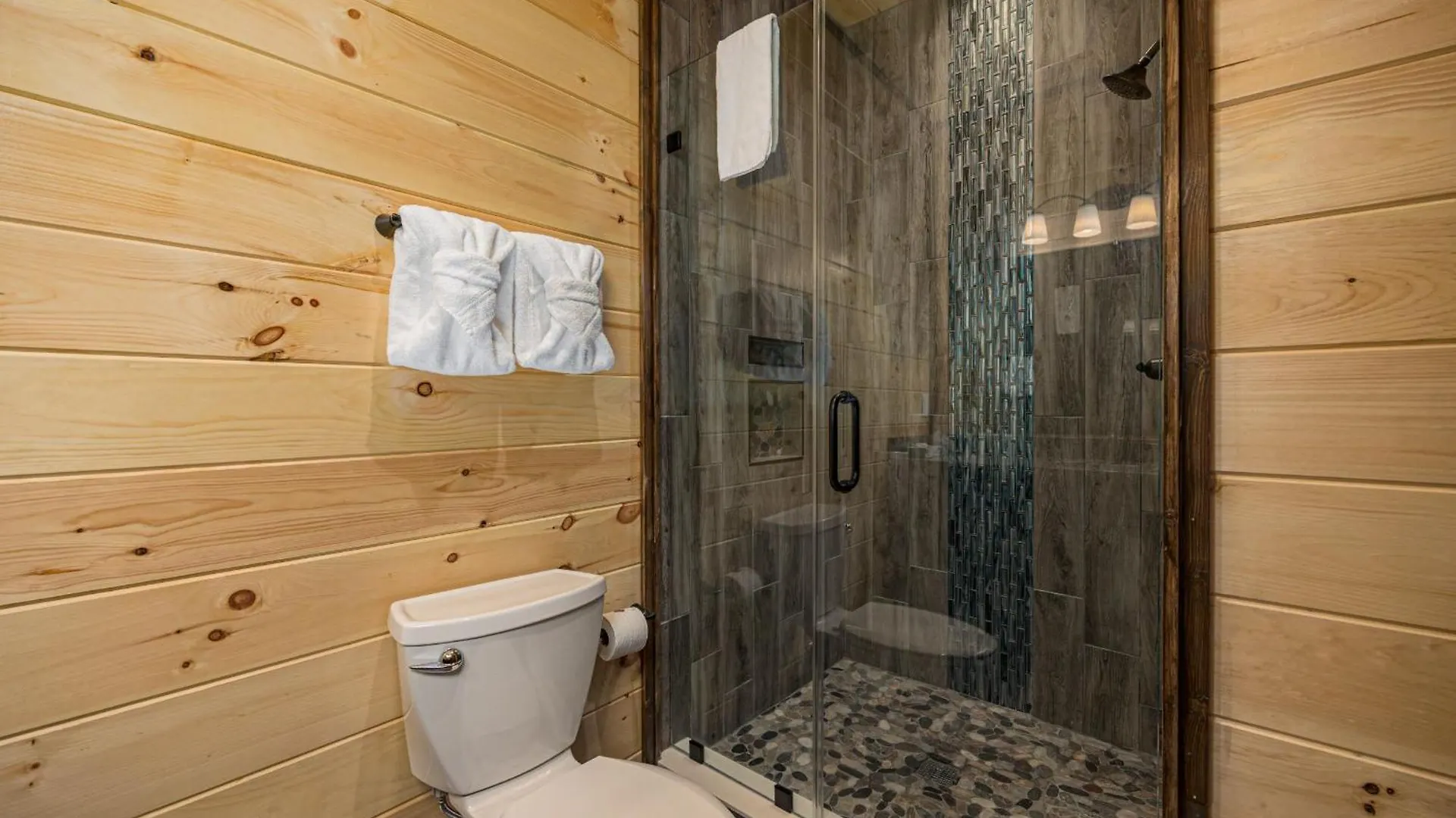 Chalet Serenity Summit By Eden Crest *