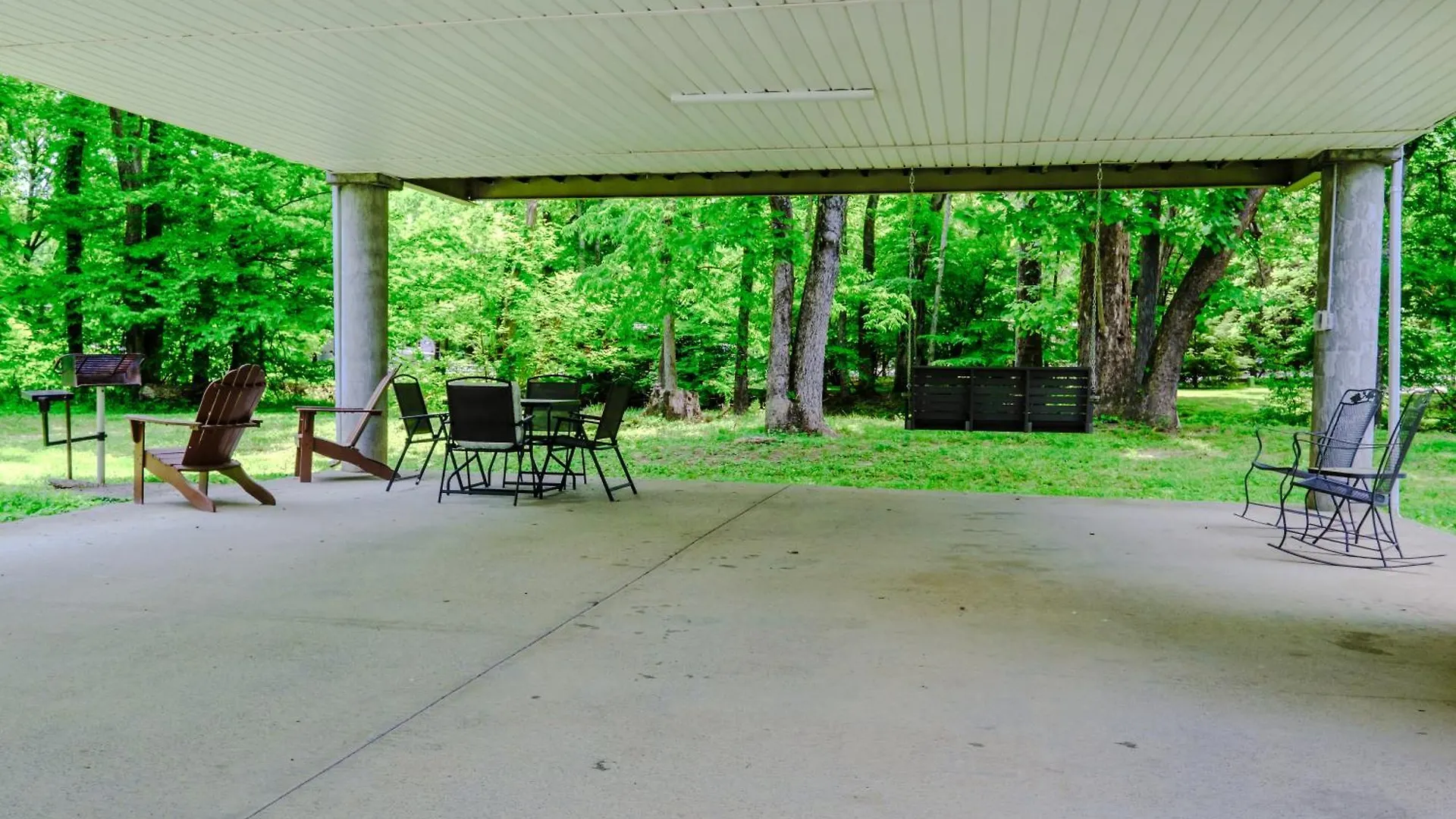Creekside By Eden Crest * Pigeon Forge