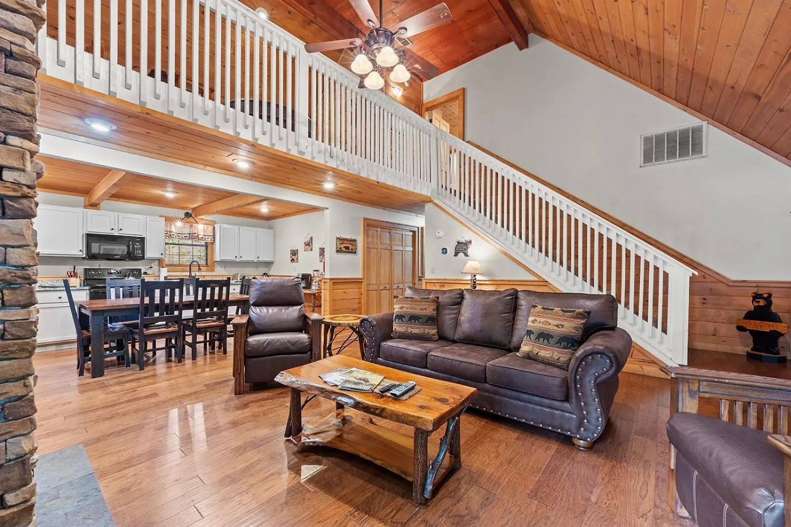 Sugar Bear Mountain Hideaway Holiday home *