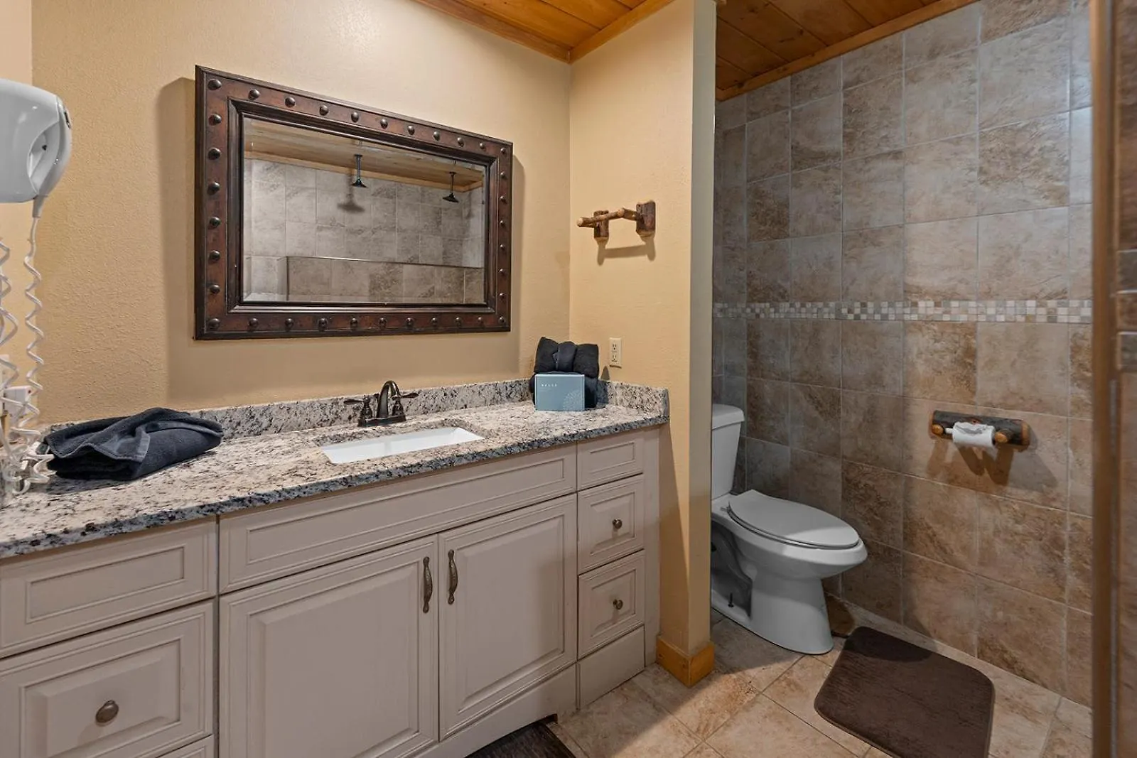 Sugar Bear Mountain Hideaway *