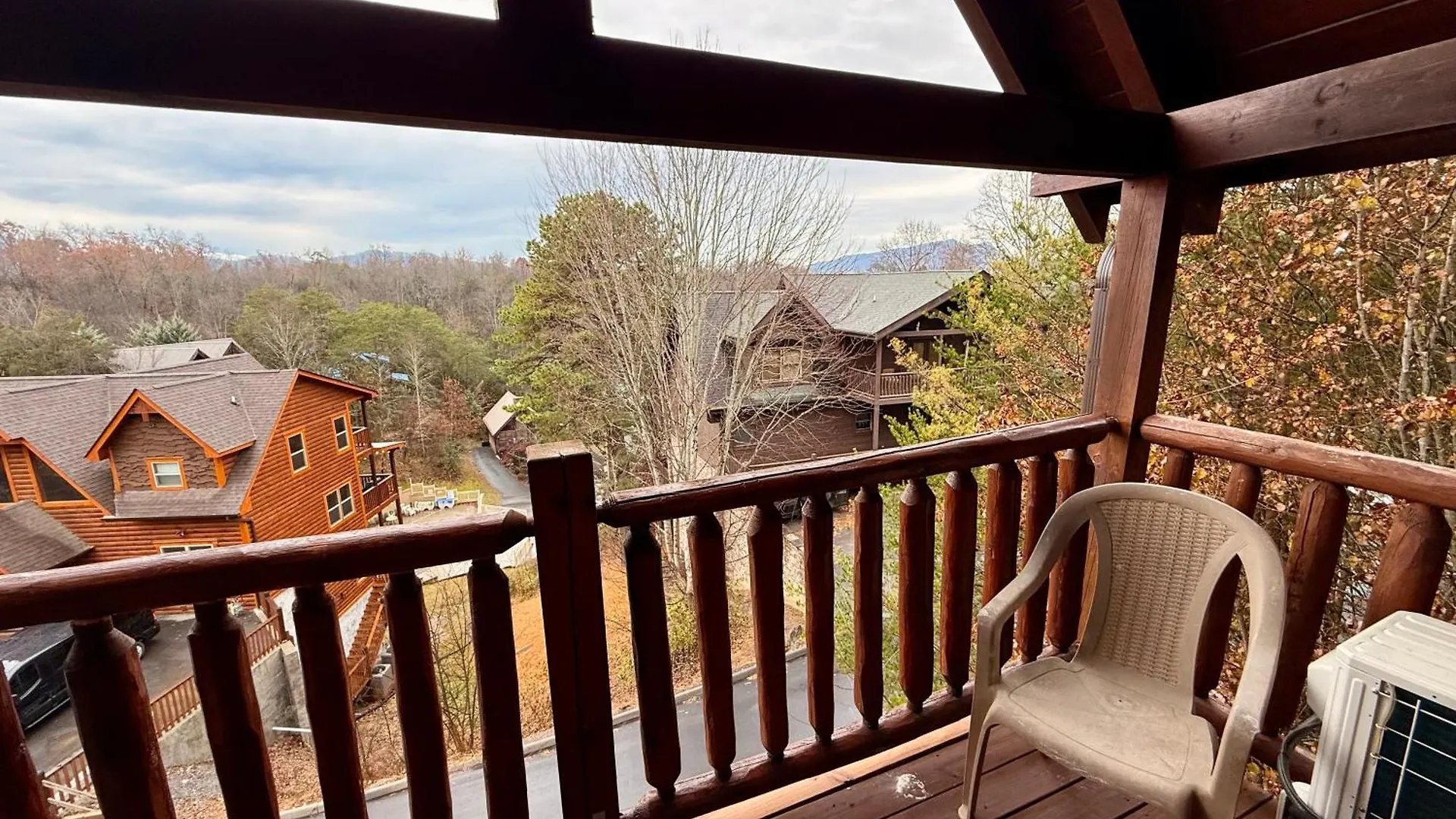 Experience Comfort And Tranquility At Mooseberry Just Minutes From Attractions *