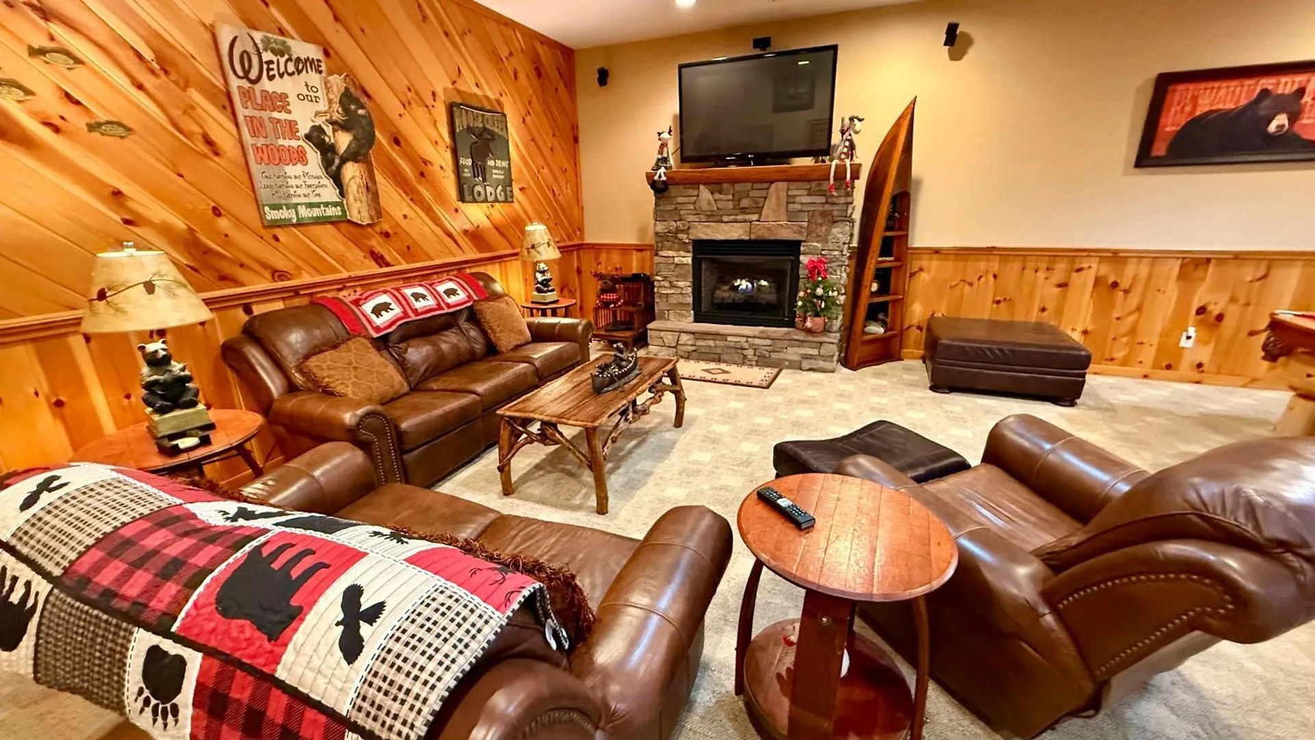 Experience Comfort And Tranquility At Mooseberry Just Minutes From Attractions Pigeon Forge