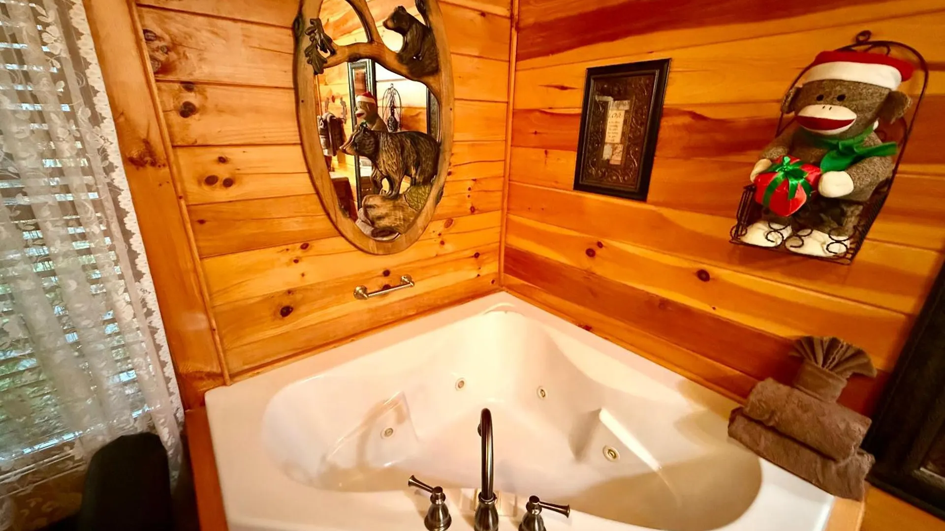 Holiday home Experience Comfort And Tranquility At Mooseberry Just Minutes From Attractions *