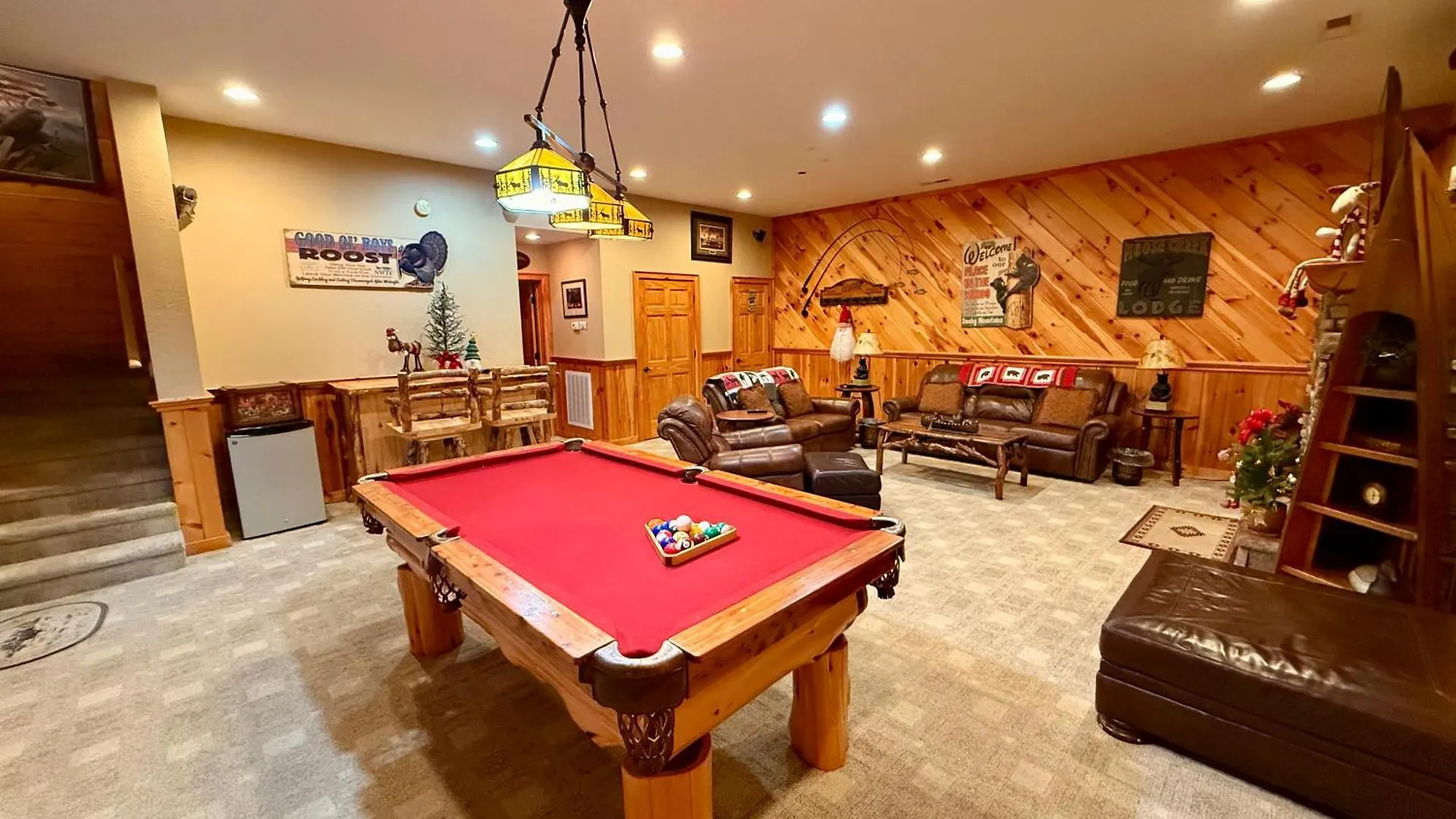 Experience Comfort And Tranquility At Mooseberry Just Minutes From Attractions Holiday home