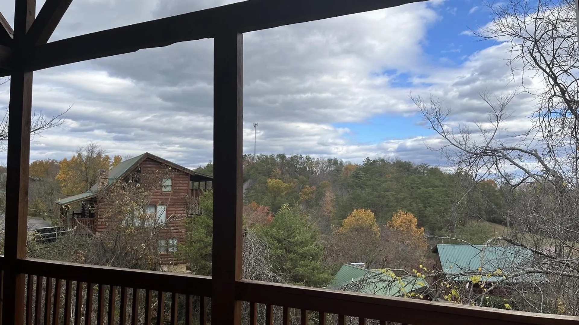 Ern860 - Cozy Bear Overlook * Pigeon Forge