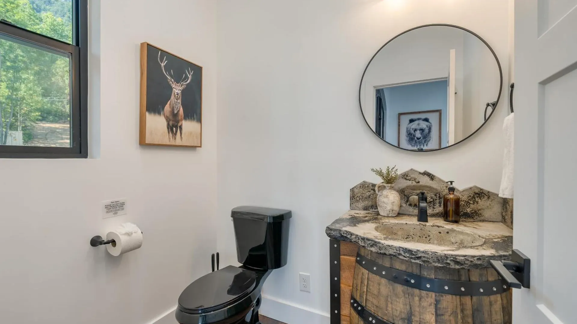 Bear Rug Luxe Pool Views Game