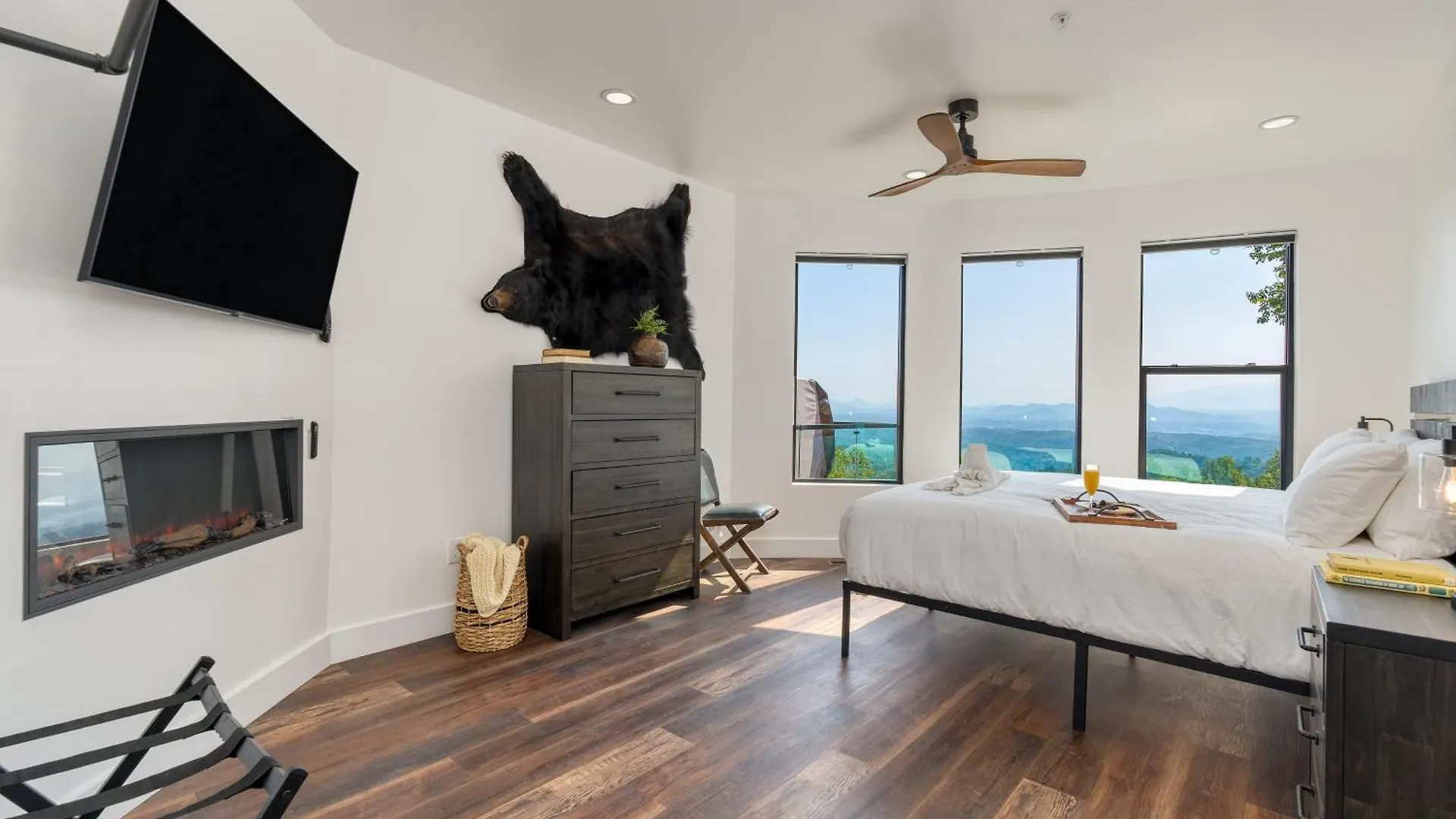 Holiday home Bear Rug Luxe Pool Views Game Pigeon Forge