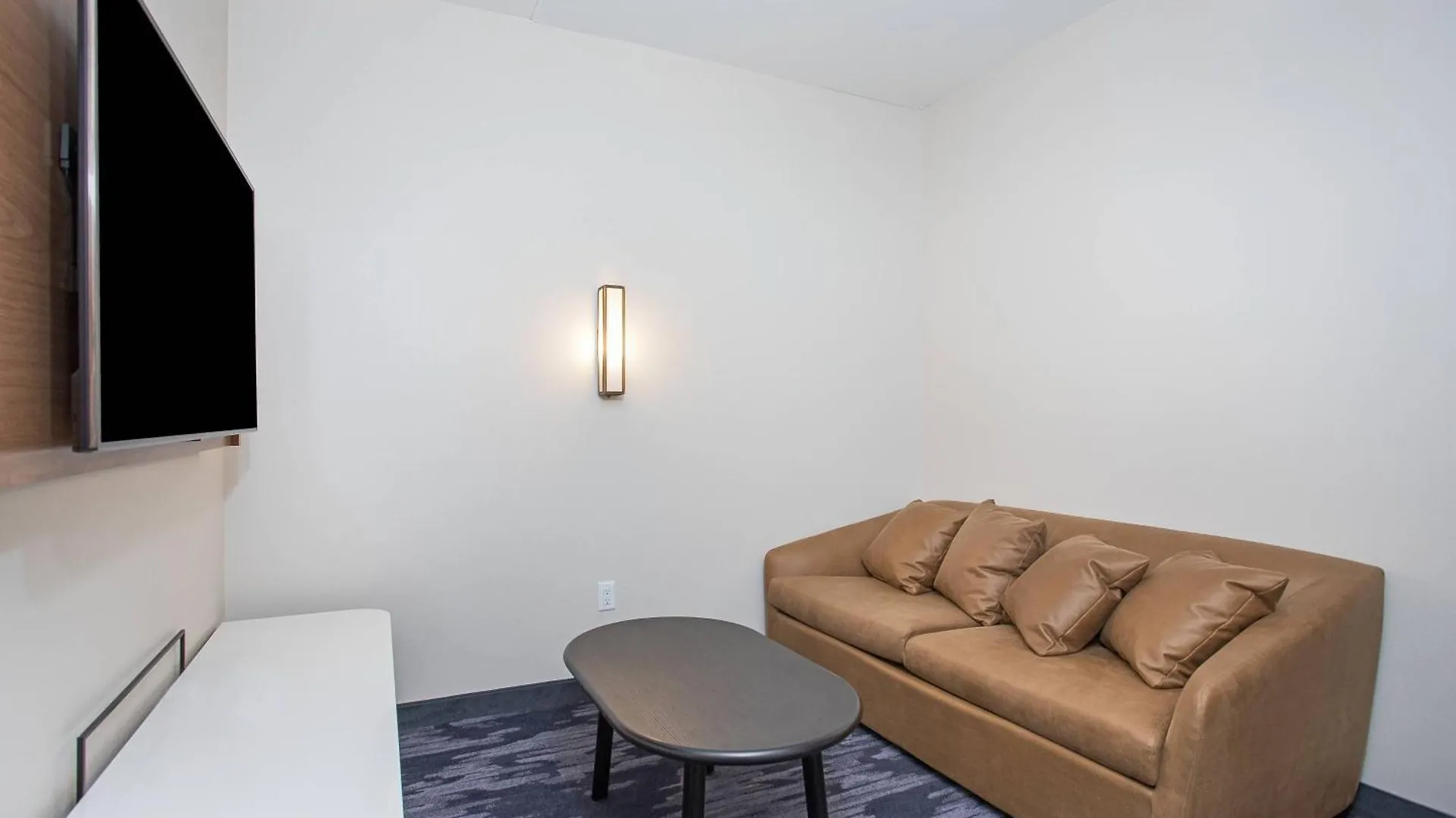 Fairfield & By Marriott Hotel 3*