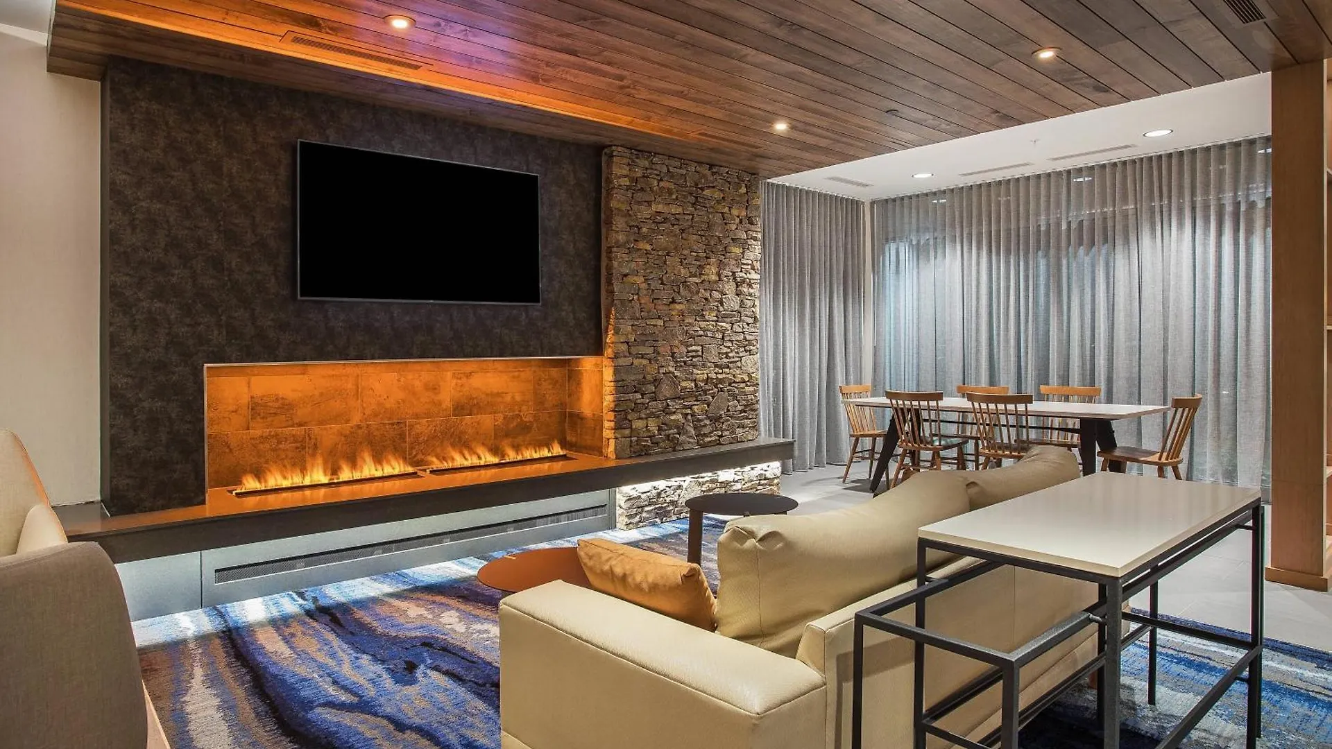 Fairfield & By Marriott 3* Pigeon Forge