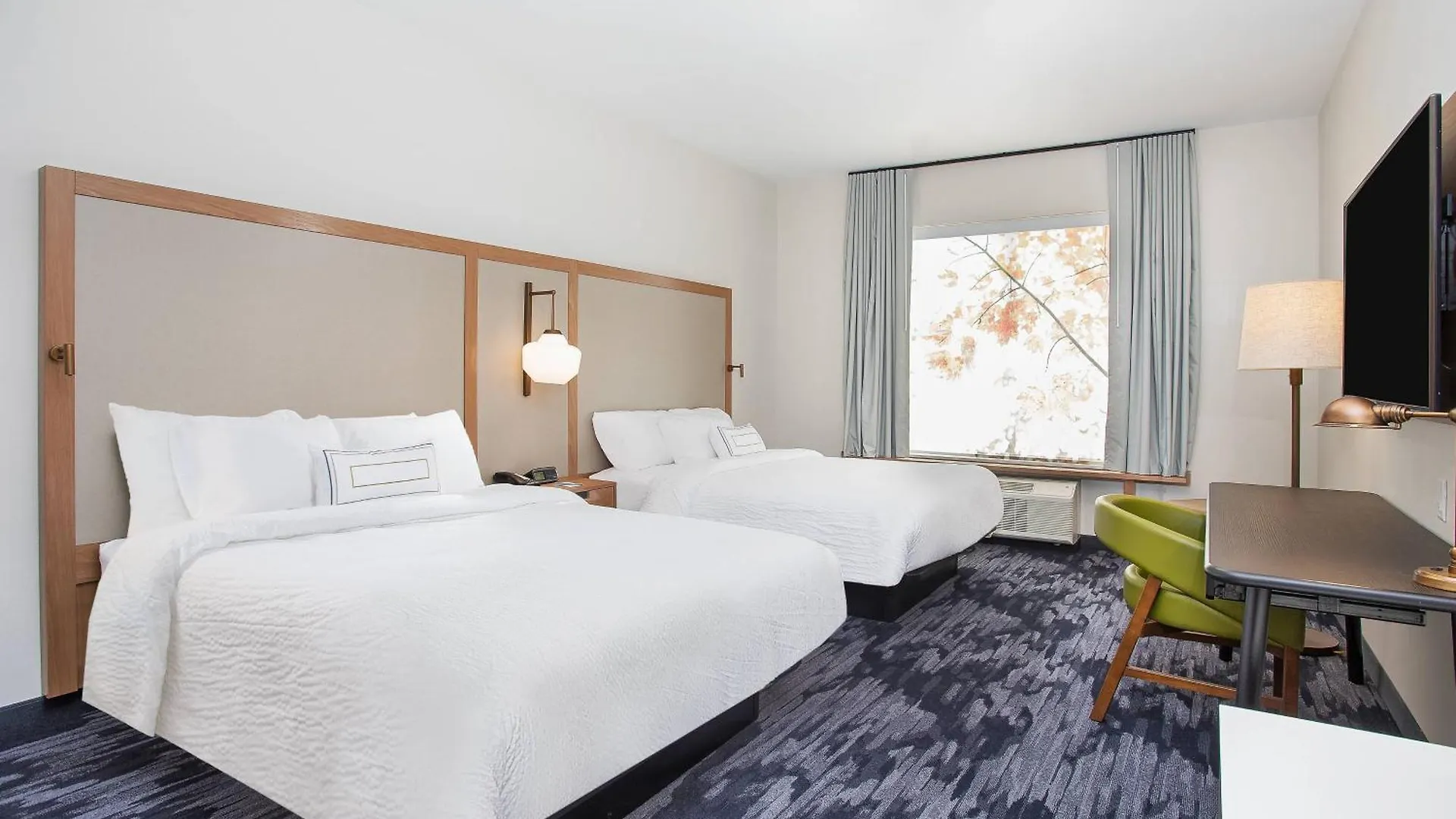 Hotel Fairfield & By Marriott
