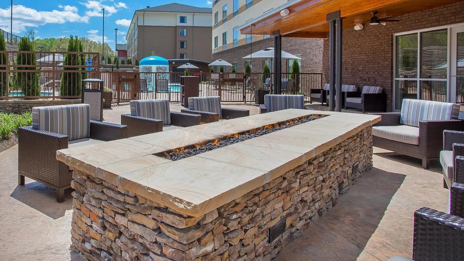 Hotel Fairfield & By Marriott Pigeon Forge
