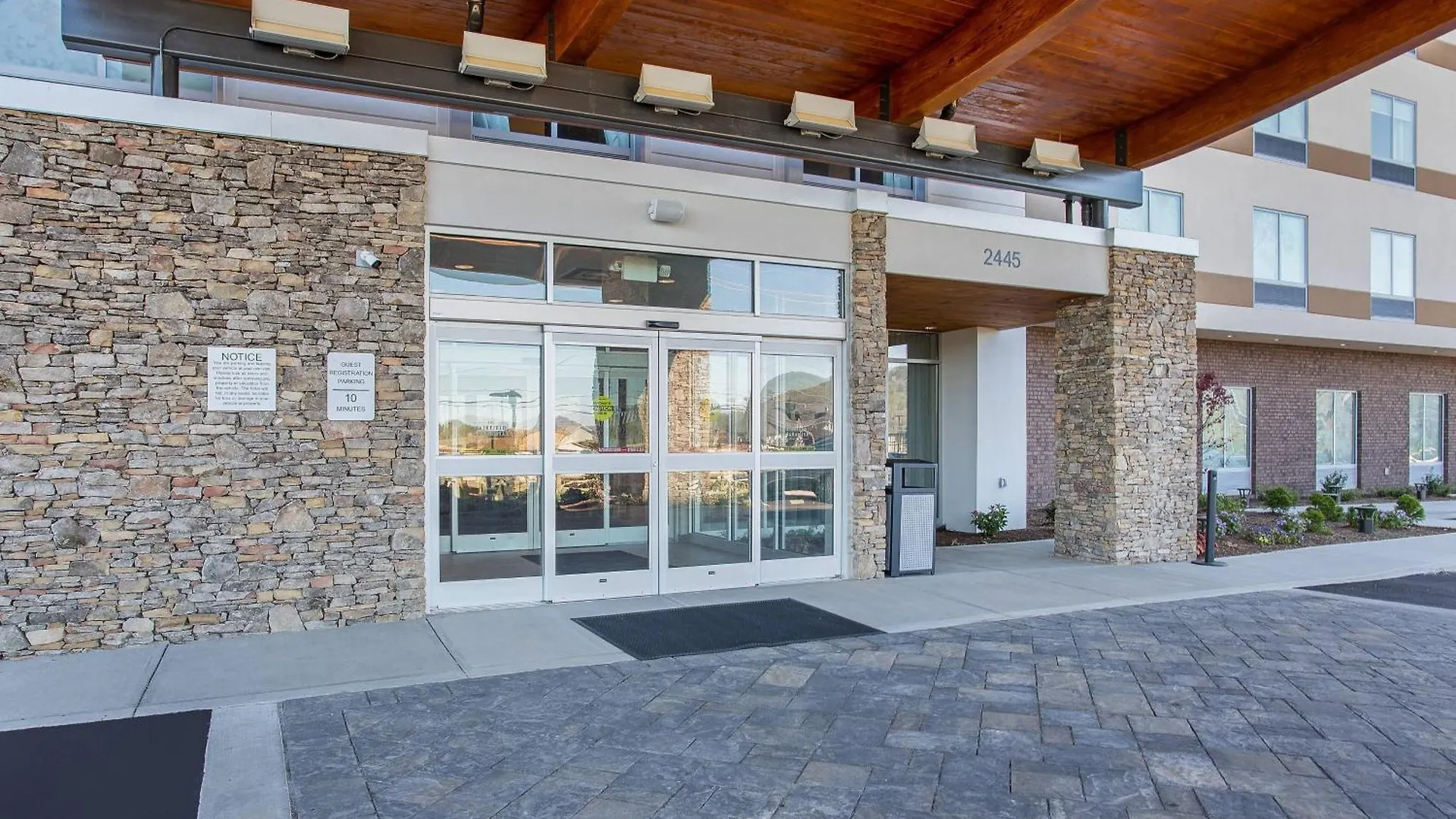 Hotel Fairfield & By Marriott Pigeon Forge