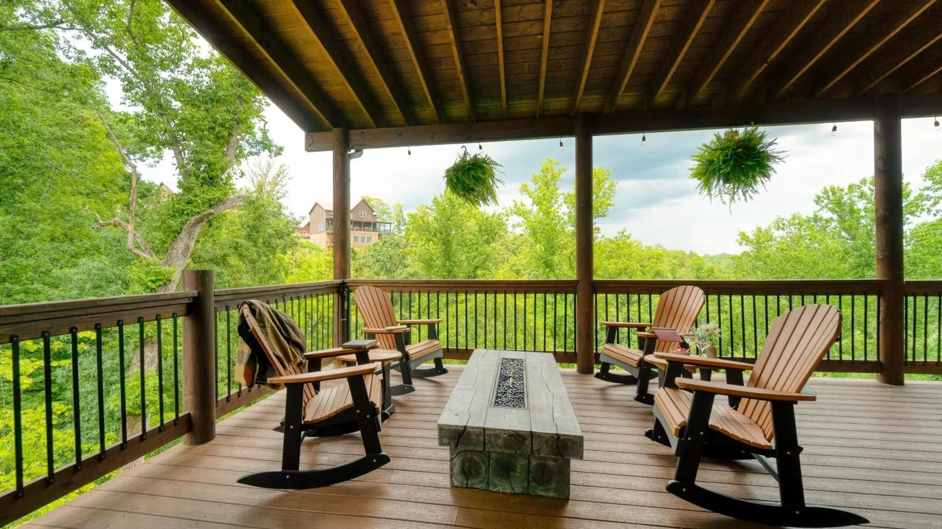 Wanderer By Avantstay Sleeps 26 A Custom Smokies Holiday home *