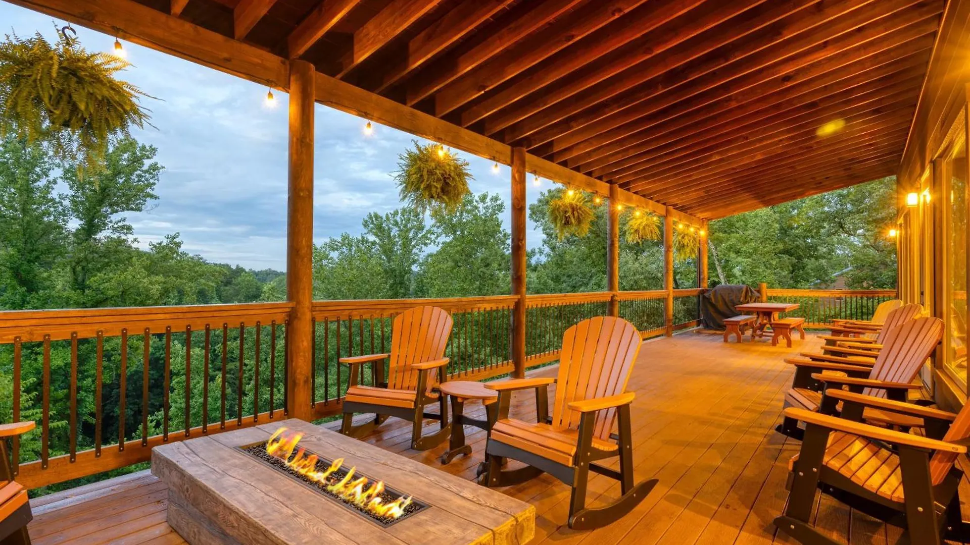Wanderer By Avantstay Sleeps 26 A Custom Smokies