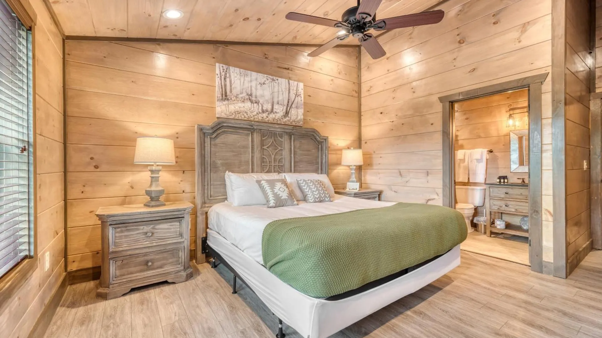 Wanderer By Avantstay Sleeps 26 A Custom Smokies *