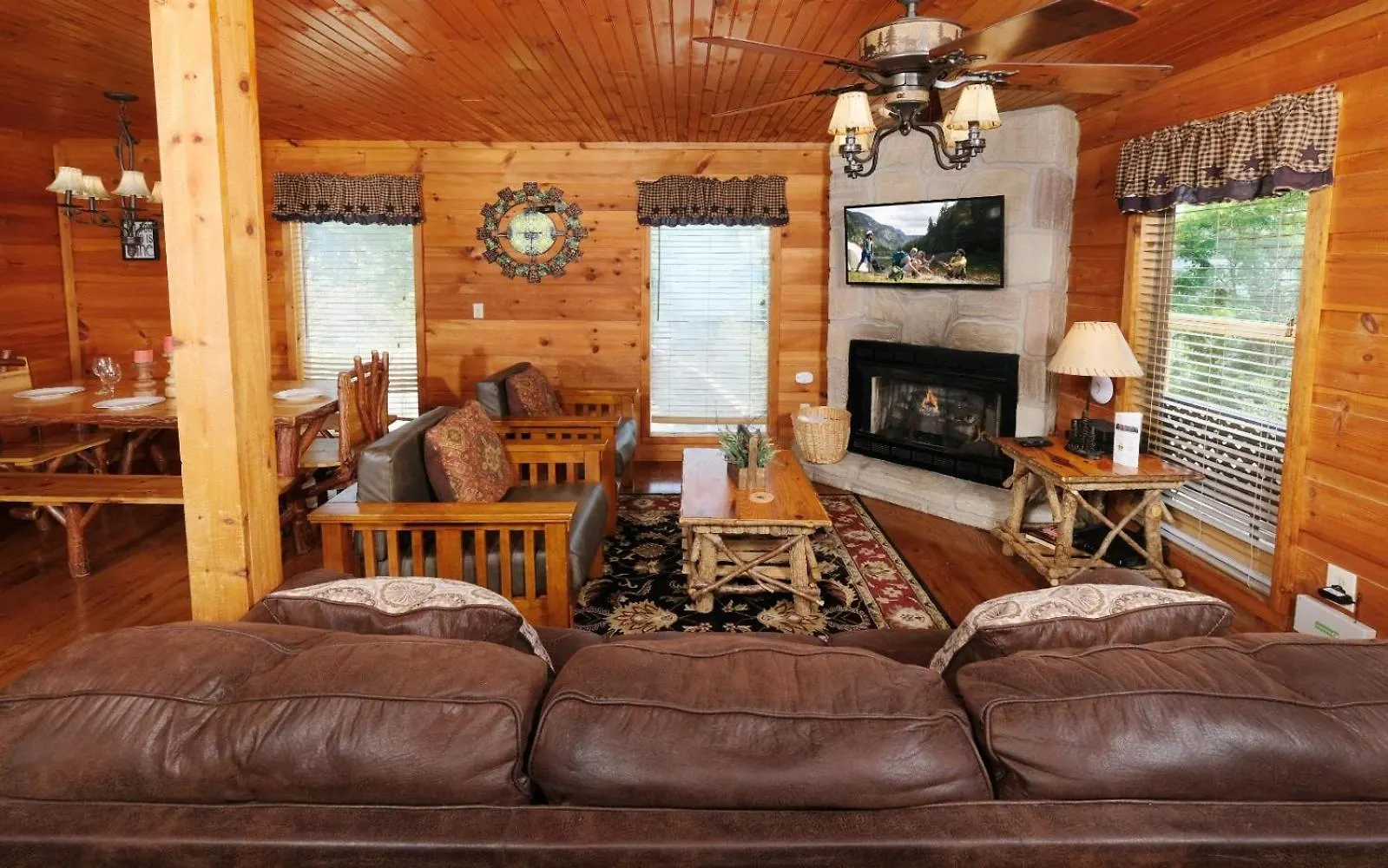 Villa Smoky View Straight Up Pigeon Forge