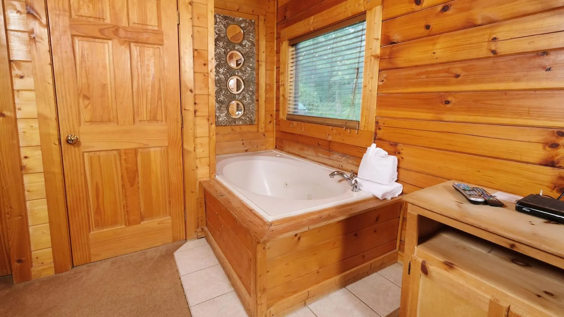 Edge Of Paradise Villa Pigeon Forge