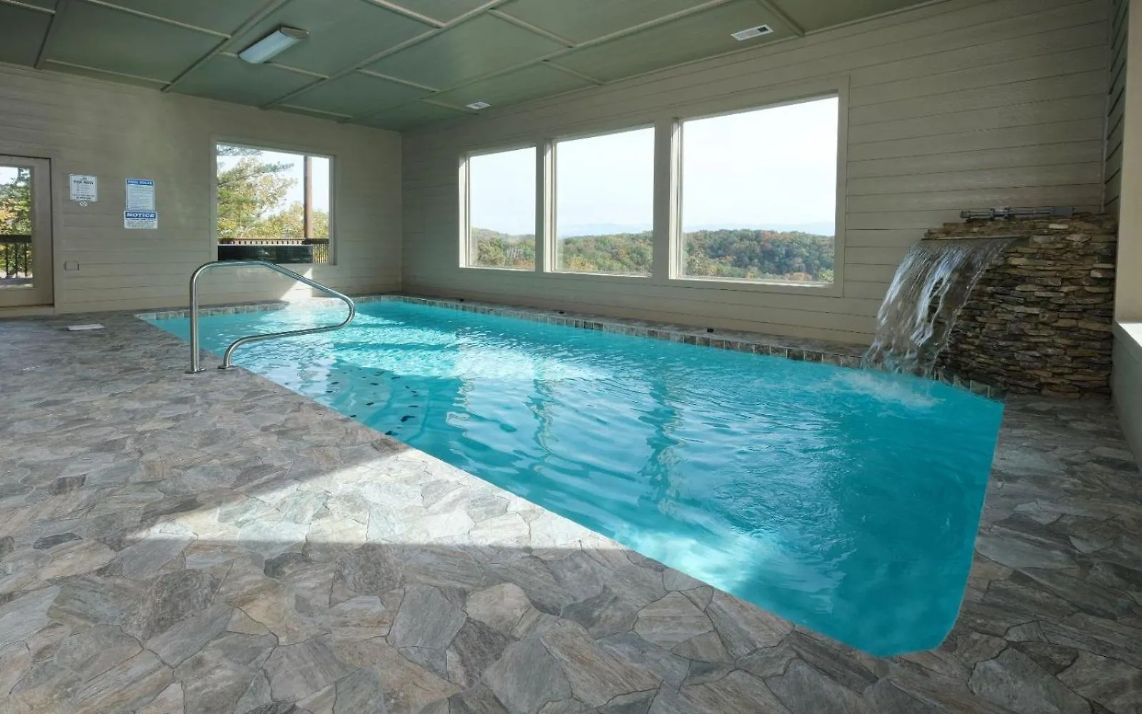Paradise Mountain Retreat Pigeon Forge
