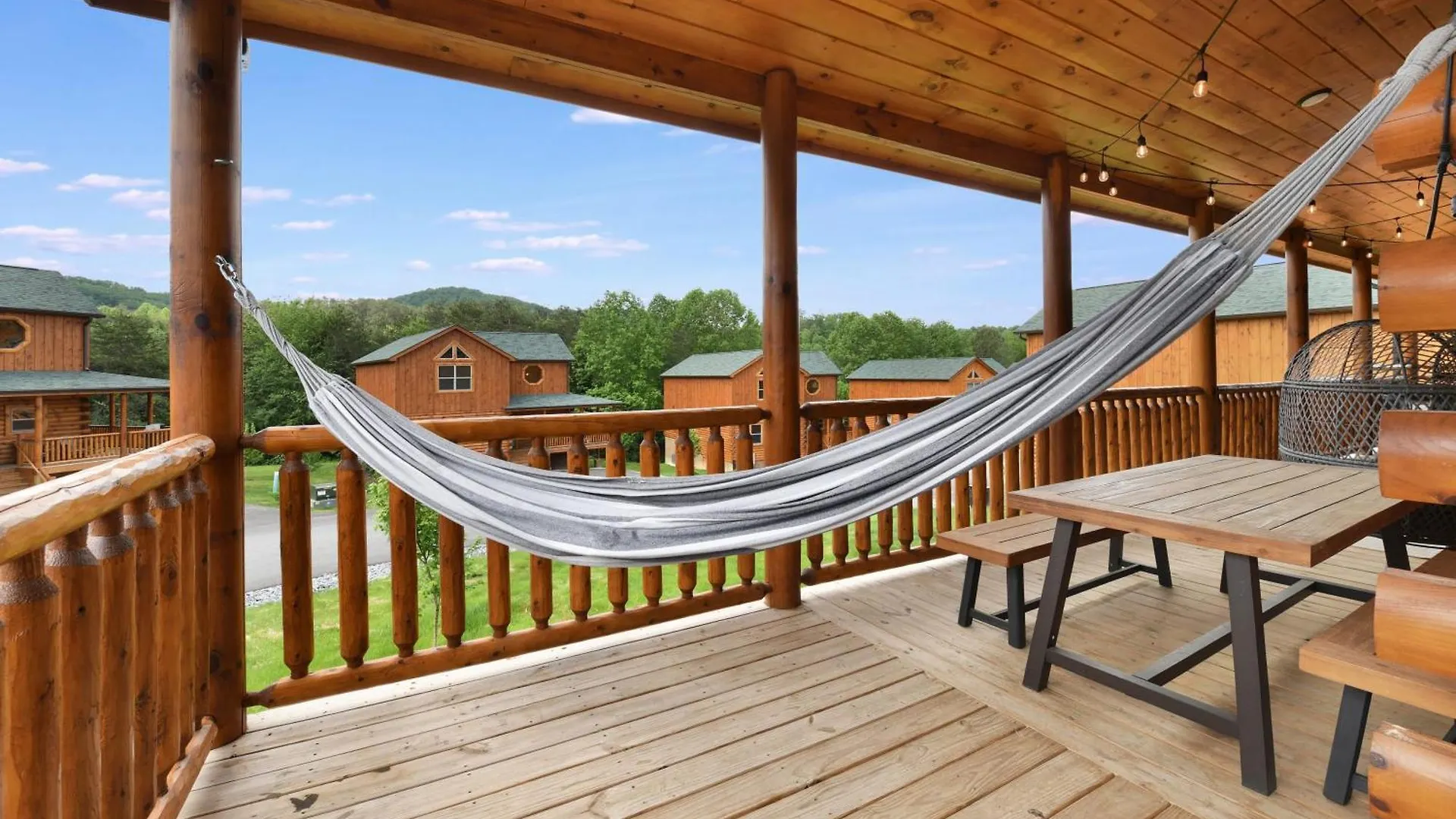 Walk To Parkway - Indoor Pool - Treehouse Loft Ps5 Pigeon Forge