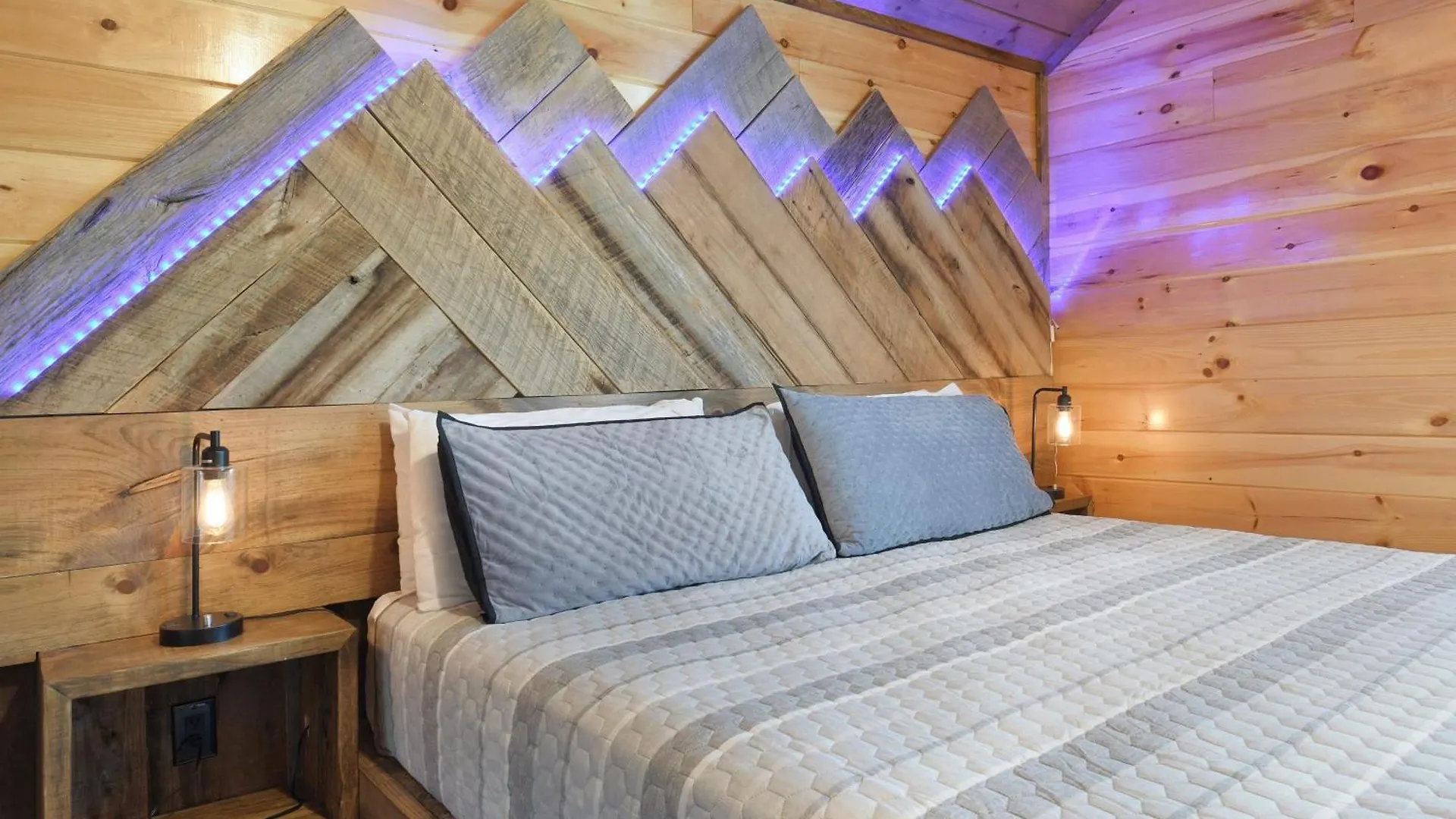 Walk To Parkway - Indoor Pool - Treehouse Loft Ps5 * Pigeon Forge