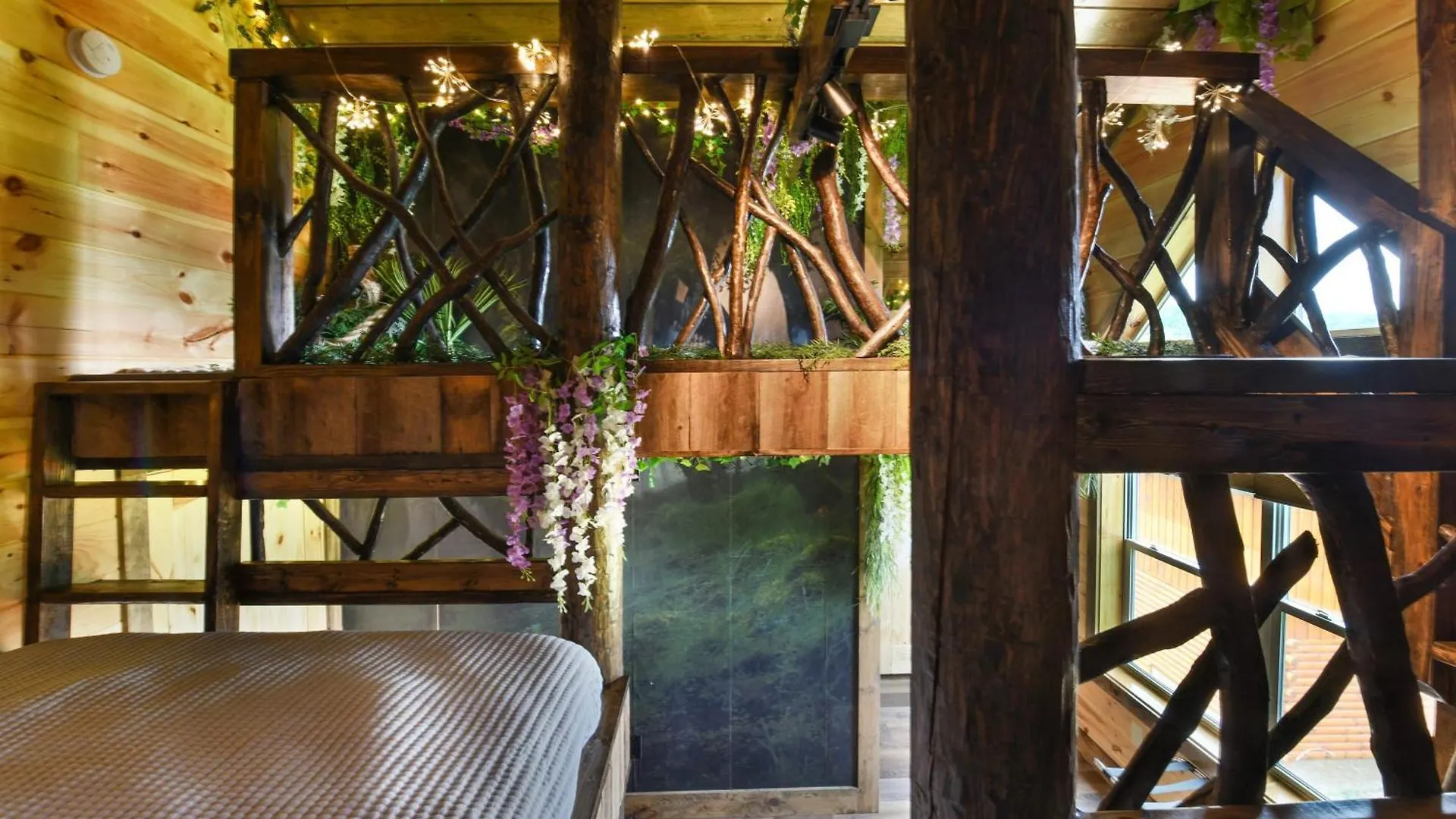 Walk To Parkway - Indoor Pool - Treehouse Loft Ps5 Holiday home