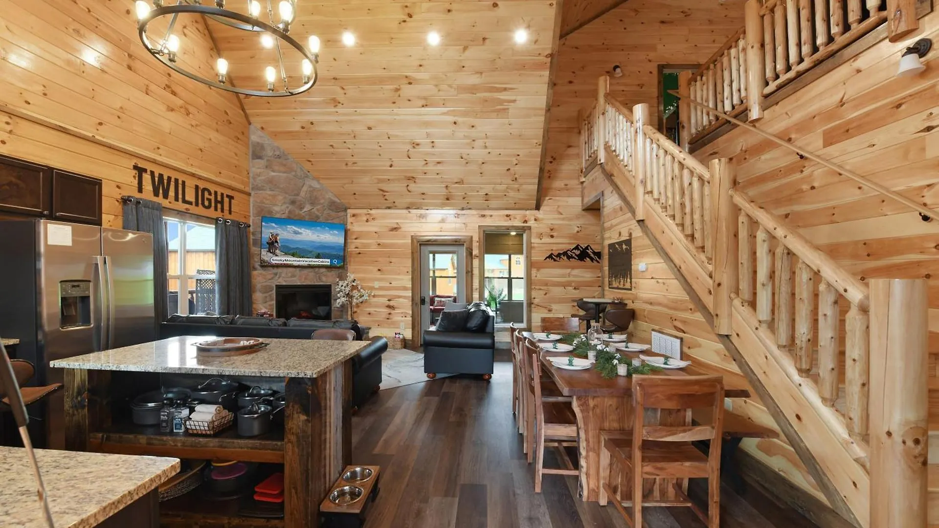 Walk To Parkway - Indoor Pool - Treehouse Loft Ps5 Holiday home *