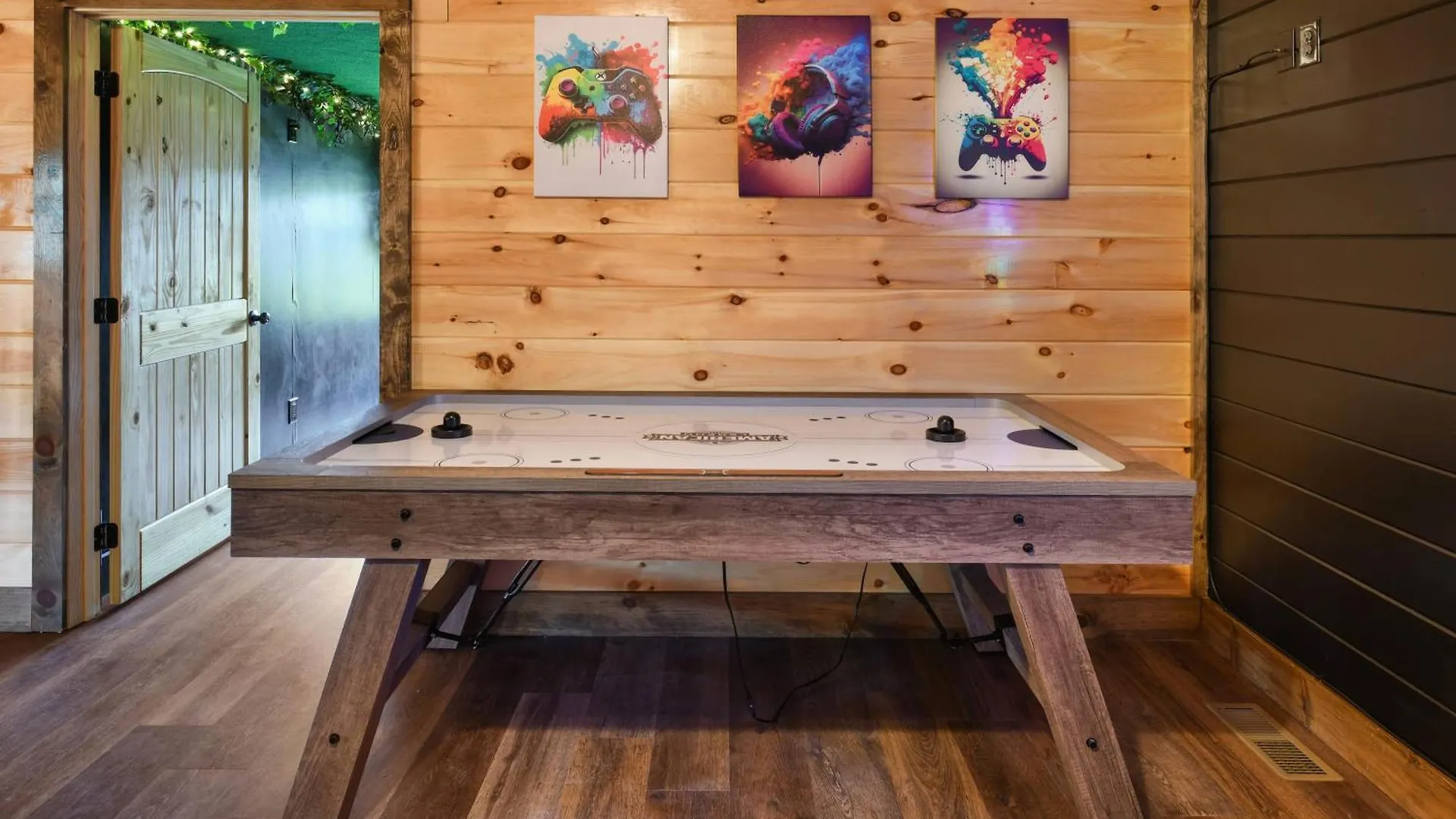 Walk To Parkway - Indoor Pool - Treehouse Loft Ps5 Holiday home *