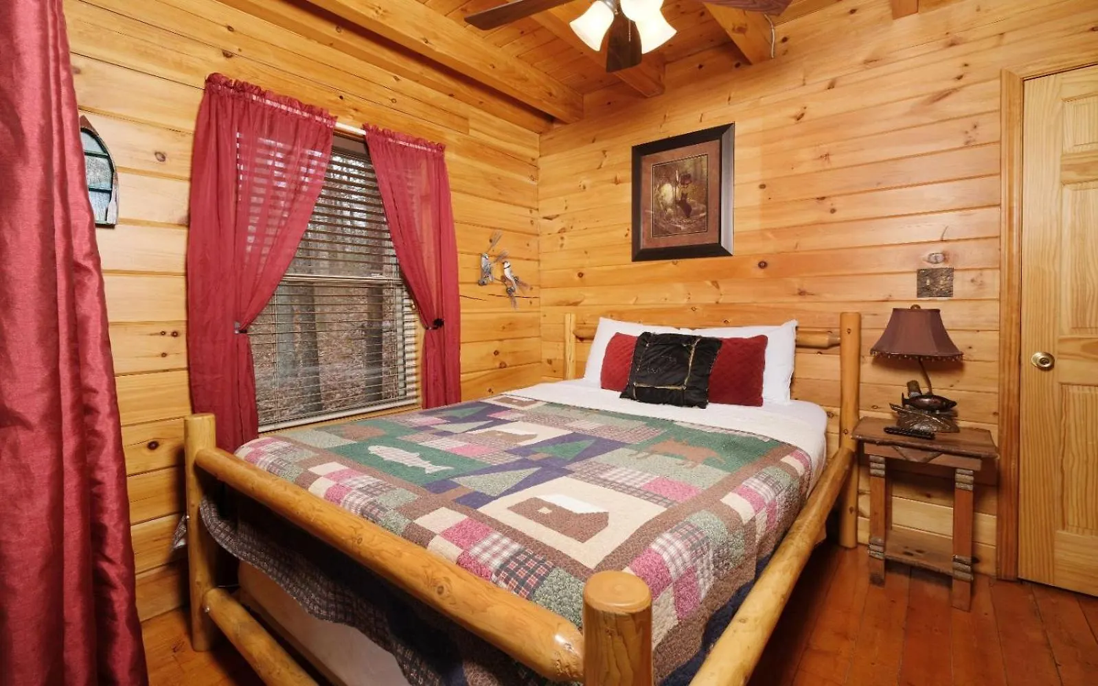 Wholly Smokies Vila