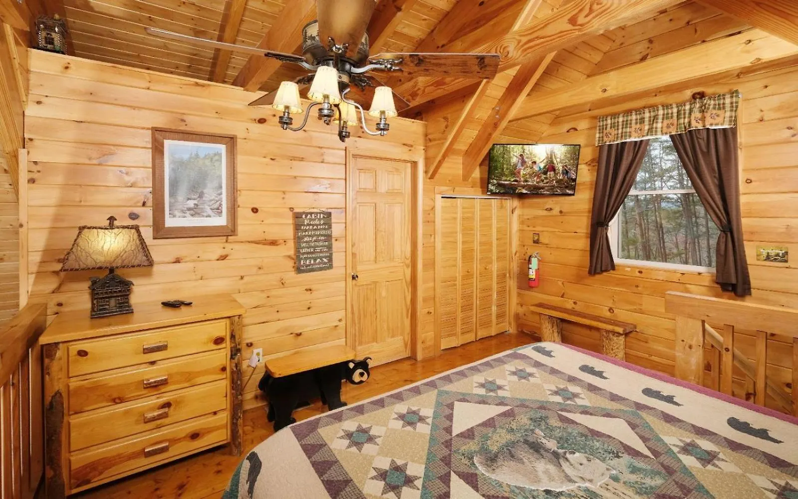 Wholly Smokies Villa Pigeon Forge