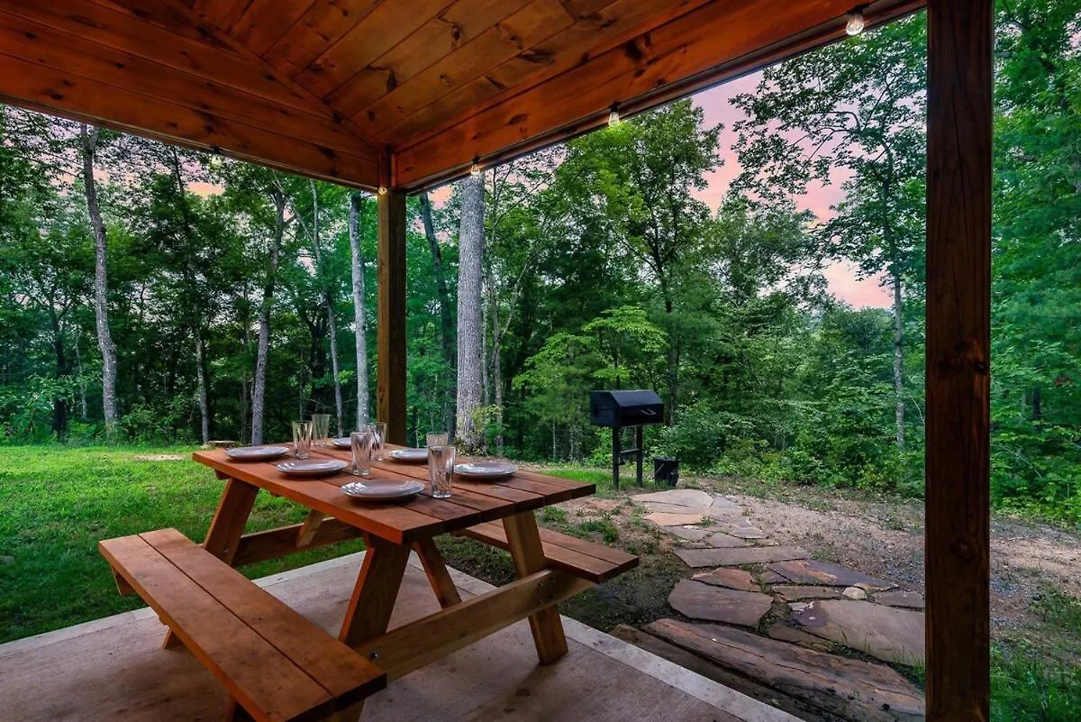Secluded Hot Tub, Game And Fireplace
