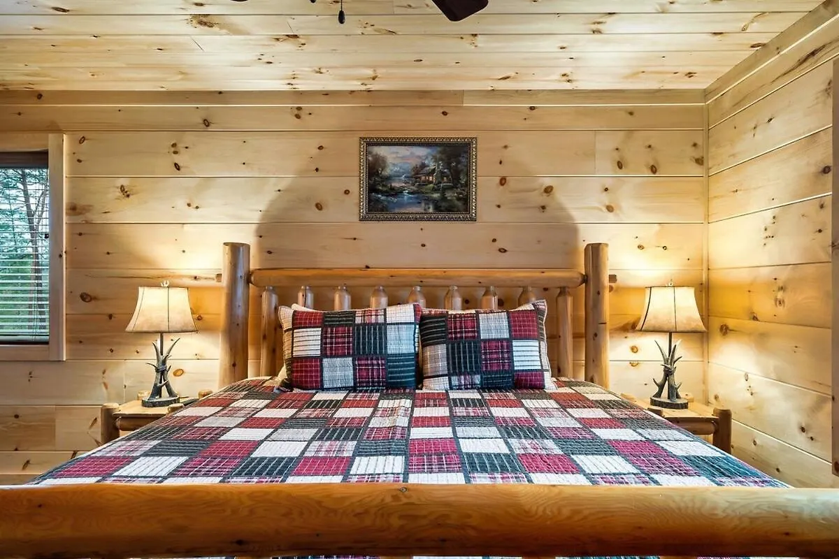 Holiday home Secluded Hot Tub, Game And Fireplace Pigeon Forge