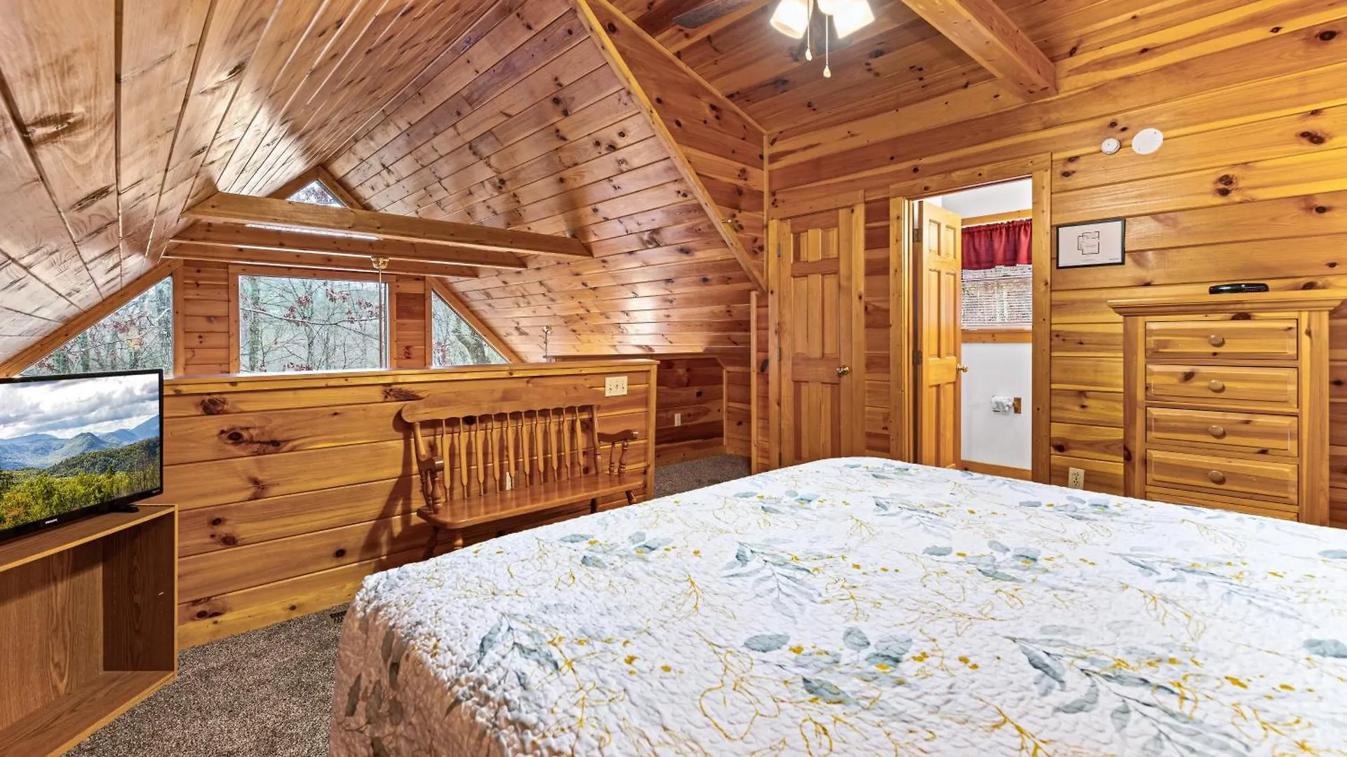 Hickory Hill Pigeon Forge
