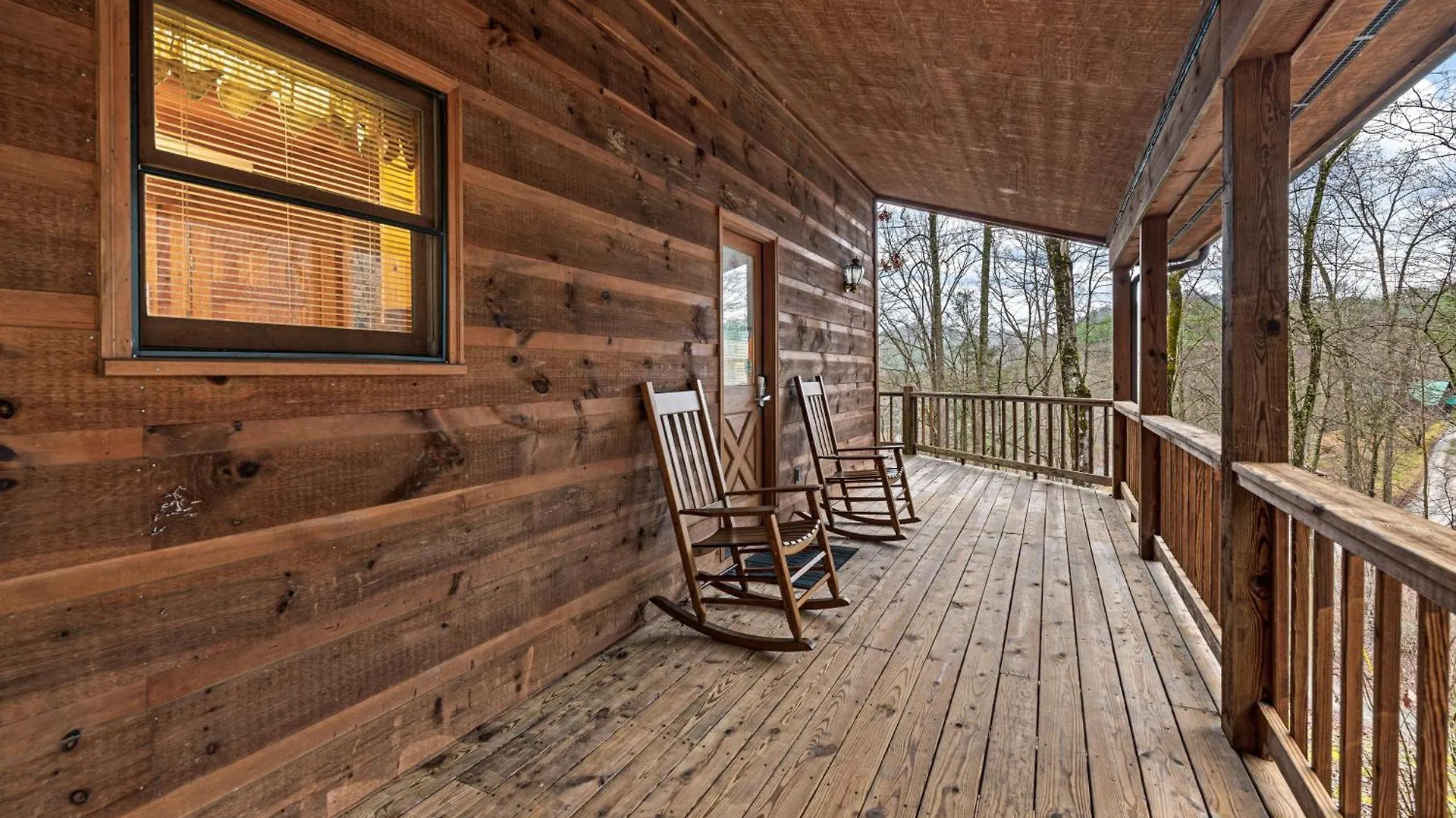 Hickory Hill * Pigeon Forge