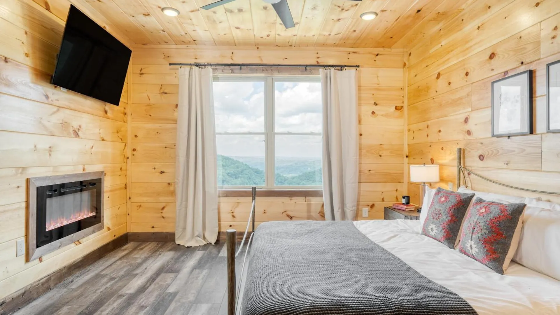 Duval By Avantstay 10min To Dt W Indoor Pool Hot Tub Amazing Views Holiday home Pigeon Forge