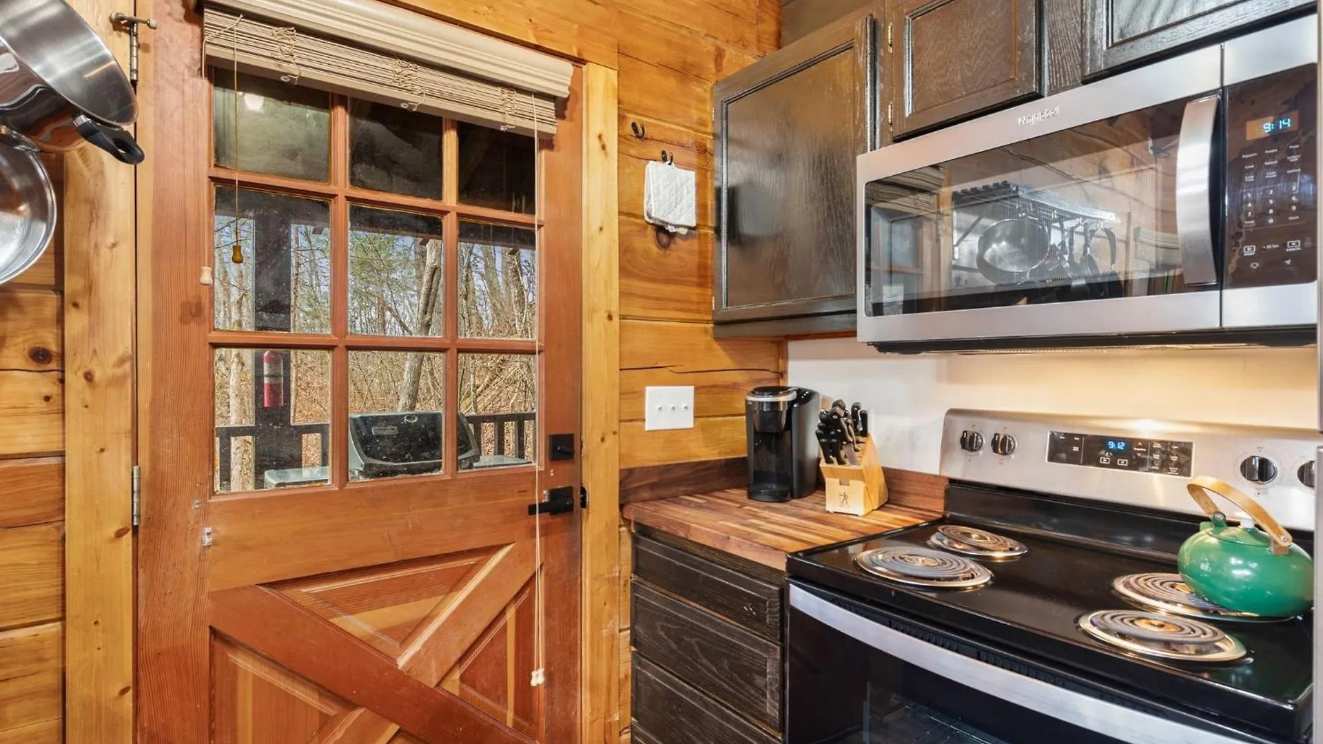 Holiday home Er40 - The Bear Pause -great Location,,,close To The Action! *