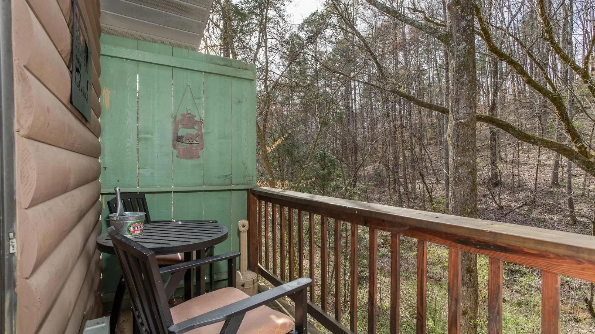 Bear Mountain Hollow-free Dollywood Ticket- Cozy With A Hot Tub, Arcade & Deck Close To Town