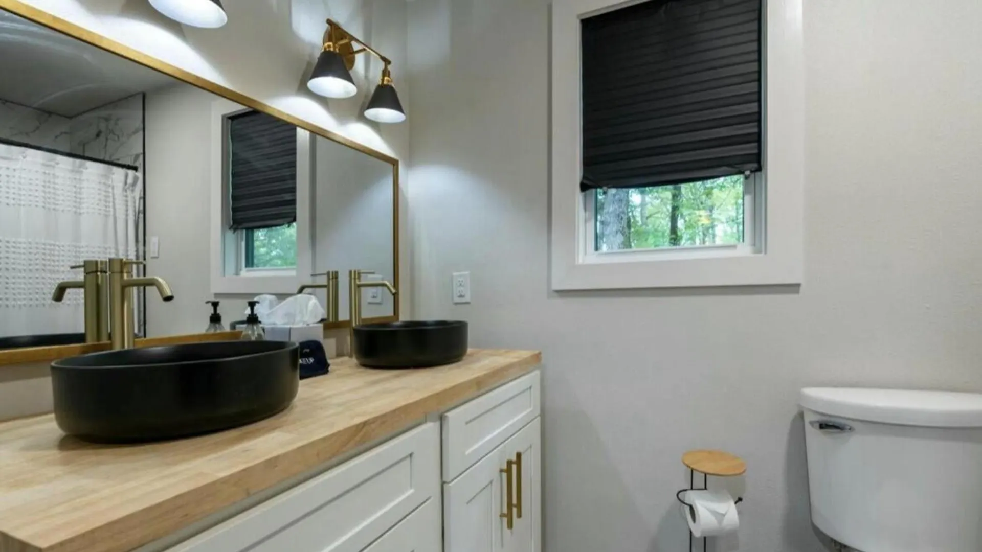 Modern Mountain Hideaway-secluded, Close To Town * Pigeon Forge